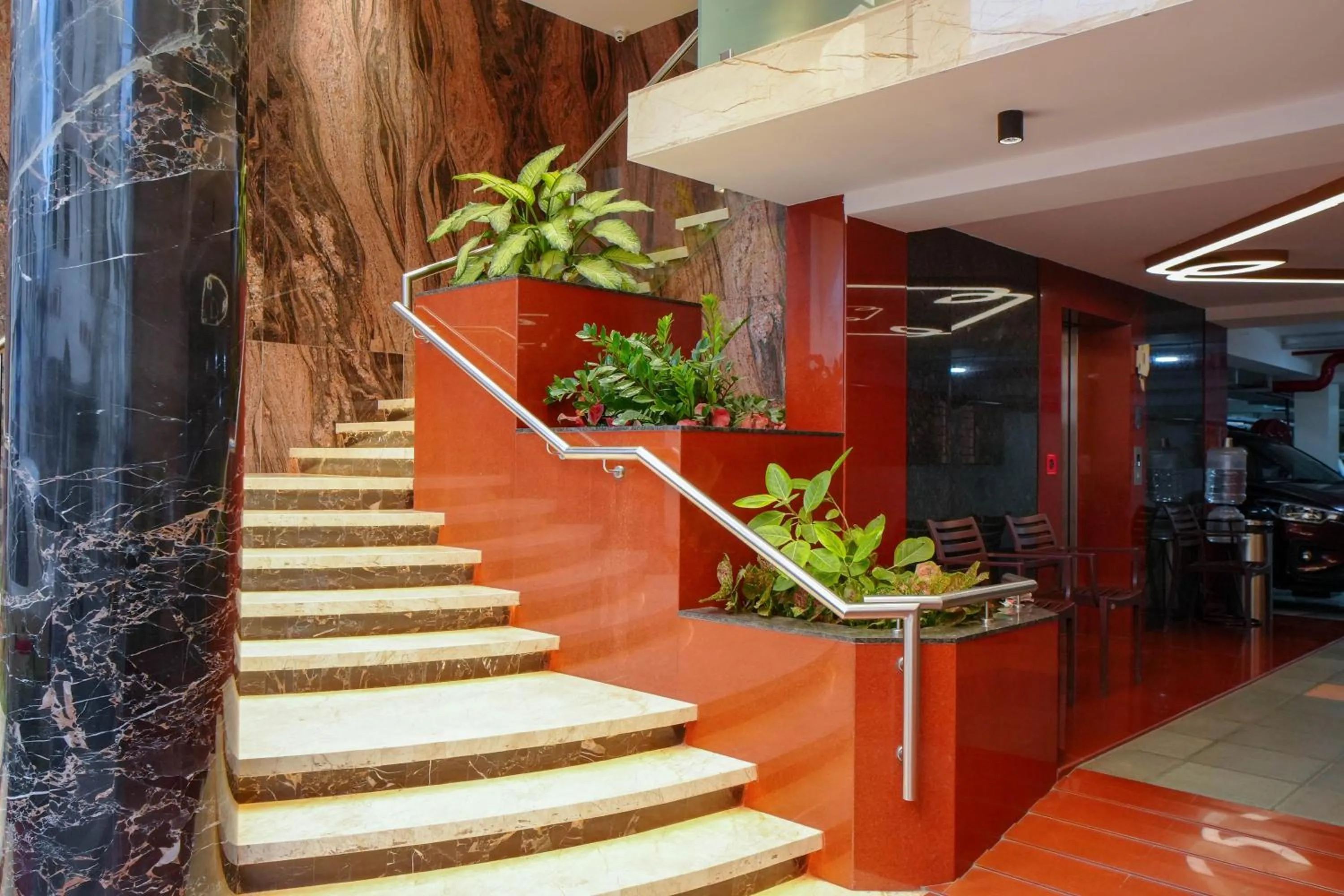 Facade/entrance in Hotel Grand Sabarees