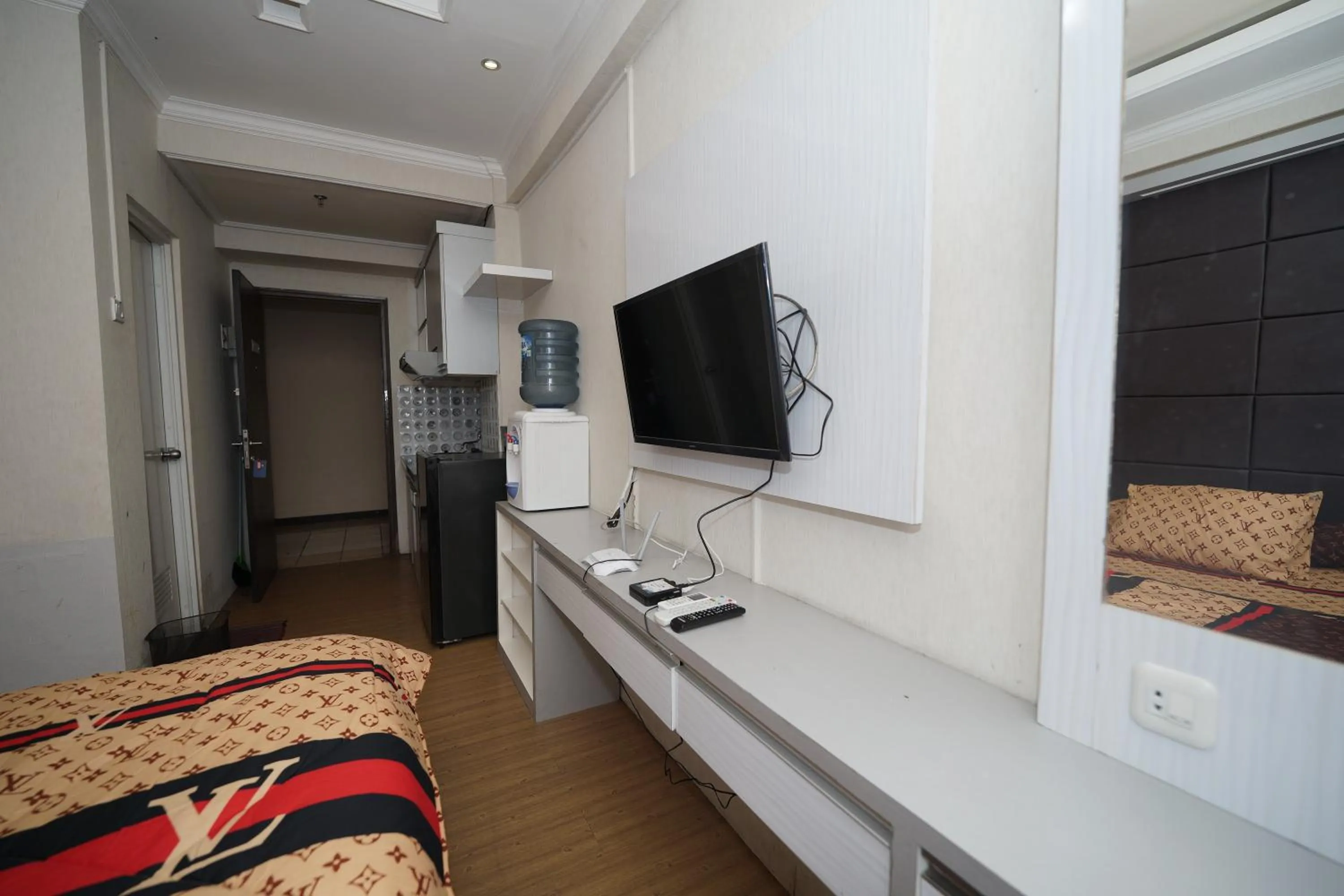 Bedroom, Bed in Perfect Stay Apartement The Suites Metro Bandung By Sultan Property
