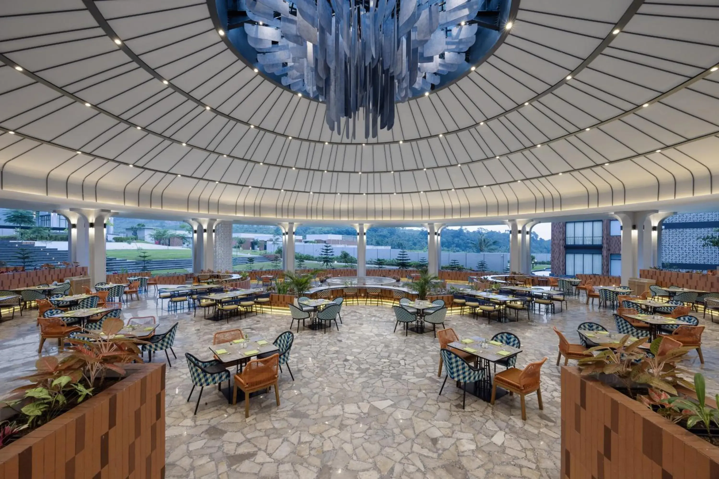 Restaurant/places to eat in Hotel Santika Premiere Linggarjati - Kuningan Restaurant/places to eat in Hotel Santika Premiere Linggarjati - Kuningan