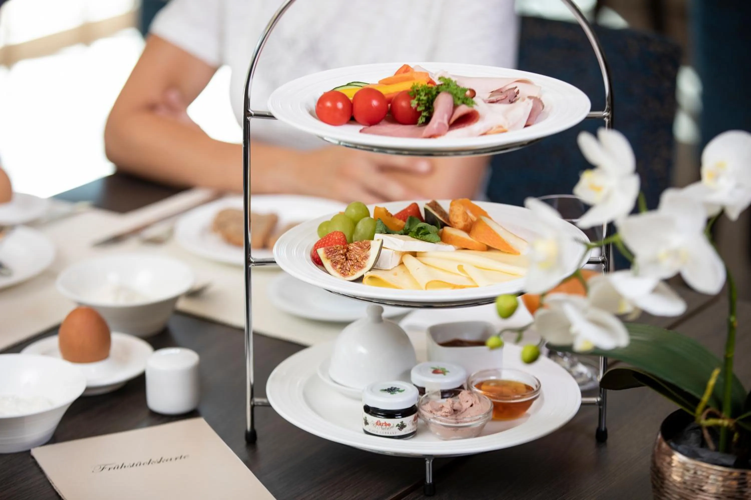 Restaurant/places to eat in Nuhr Medical - Hotel & Restaurant - ab 2 Nächtigungen von 13 Feb - 15 Feb 2026 kostenlose Zimmer Dekoration & eine Flasche Sekt für den Valentinstag - Champagner & Kaviar Abend am 14 Feb 2026 um 18 Uhr