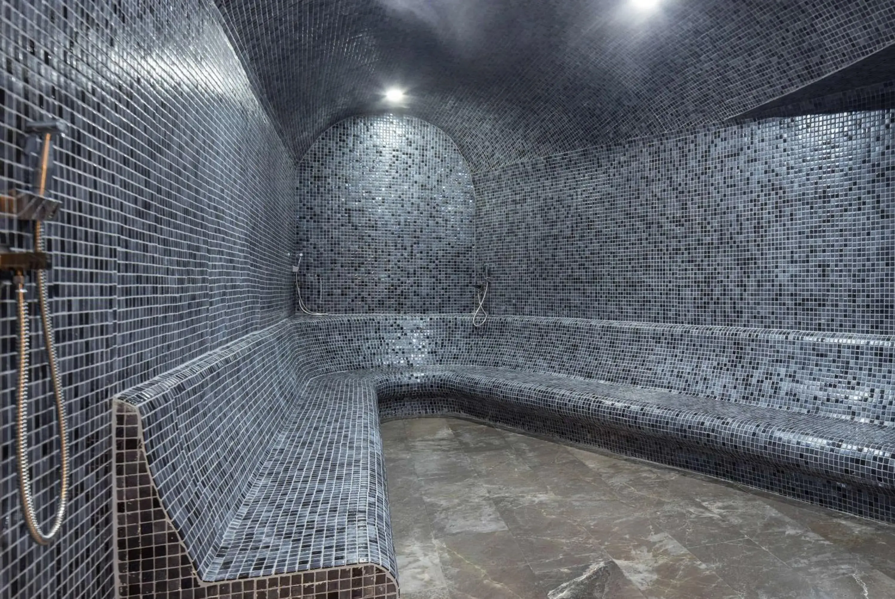 Spa and wellness centre/facilities in Billionaire Ramada Plaza by Wyndham Batumi & Casino Spa and wellness centre/facilities in Billionaire Ramada Plaza by Wyndham Batumi & Casino