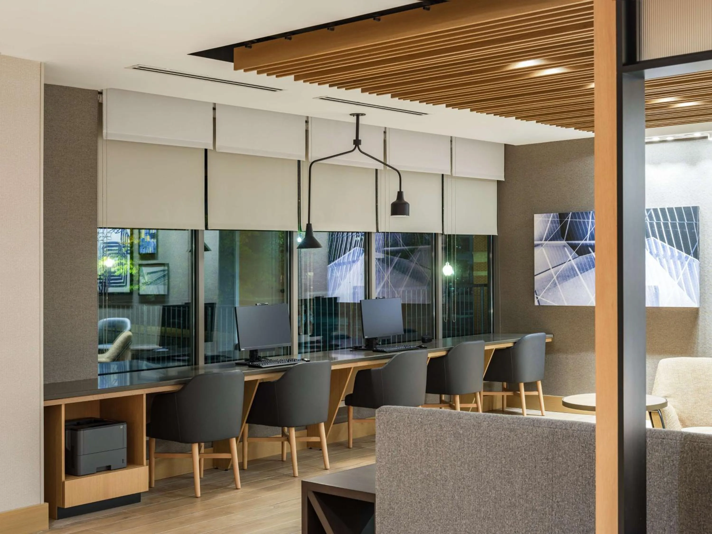 Meeting/conference room in Hyatt Place Albany Downtown