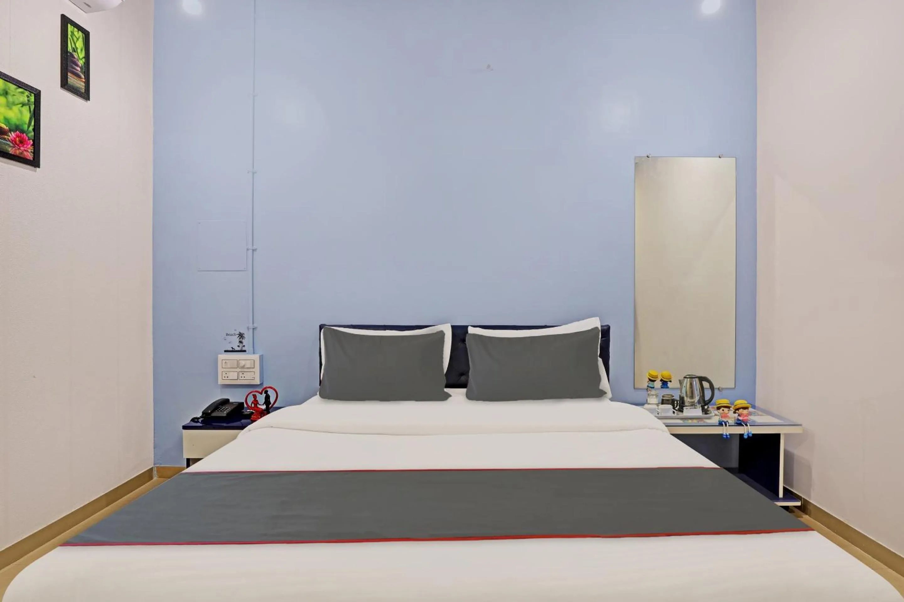 Bed in Hotel Solitaire, Best Luxurious Hotel AC Rooms In Surat