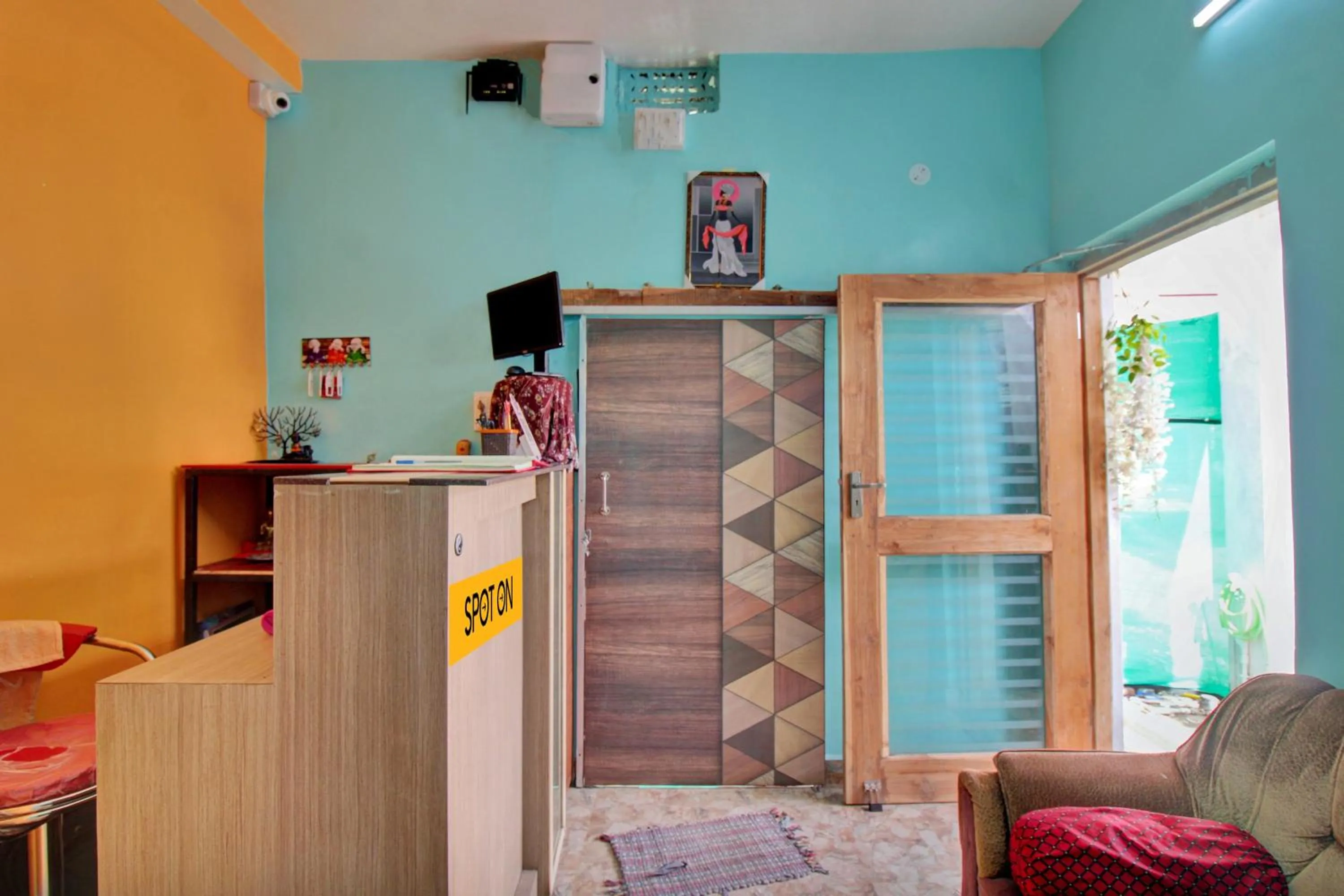 Lobby or reception in SPOT ON Hotel BRC Inn