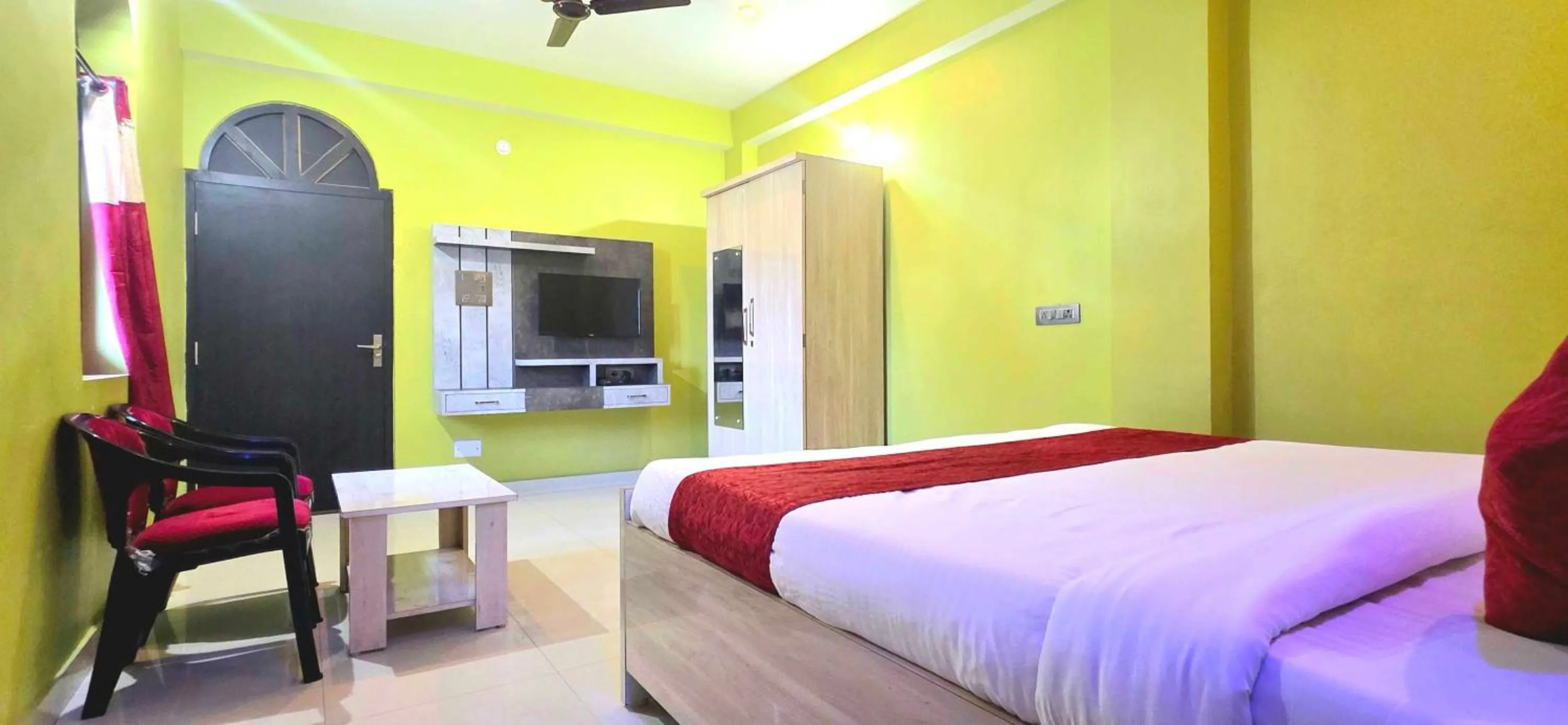Bedroom in FabExpress JT Complex