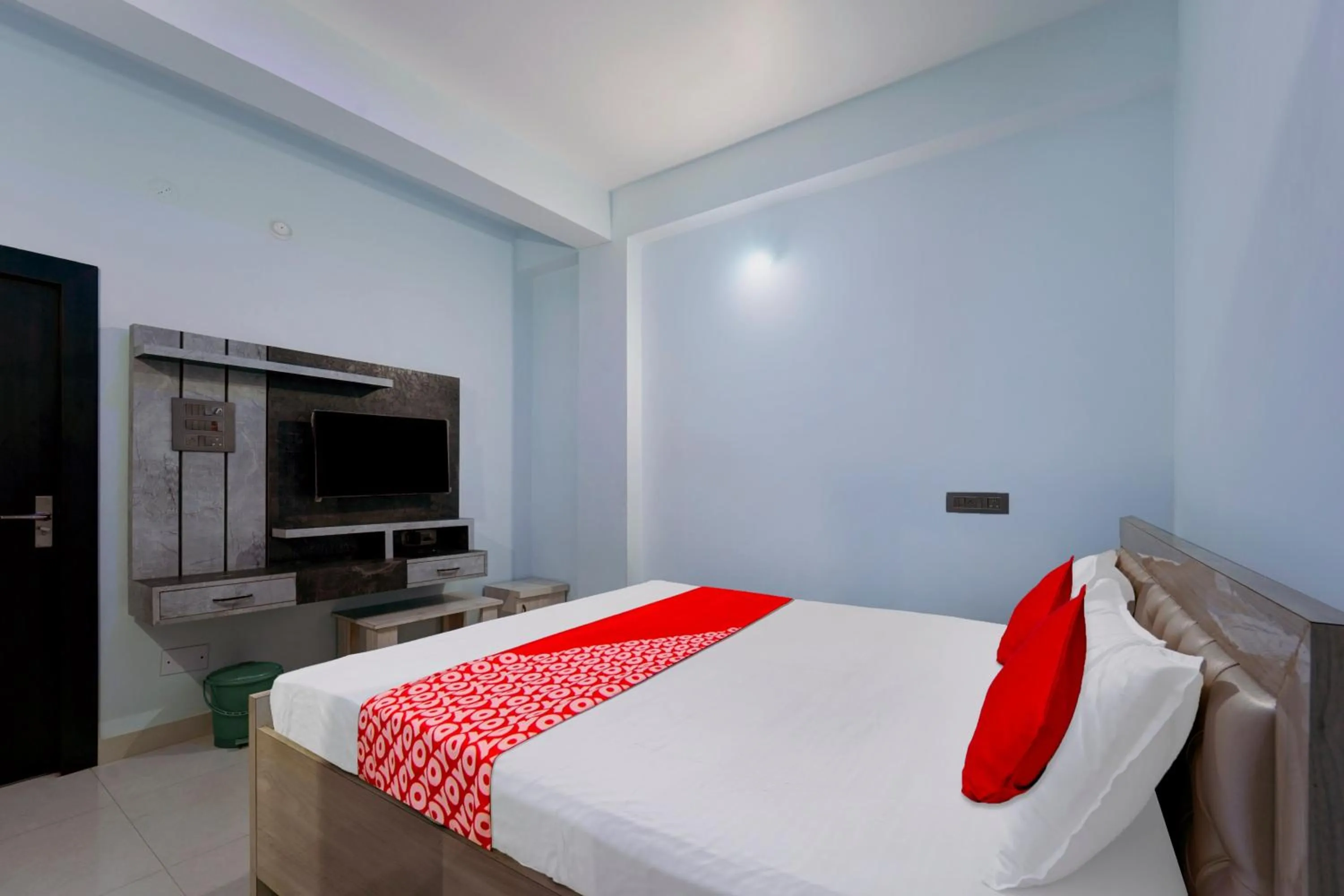 Bedroom in FabExpress JT Complex