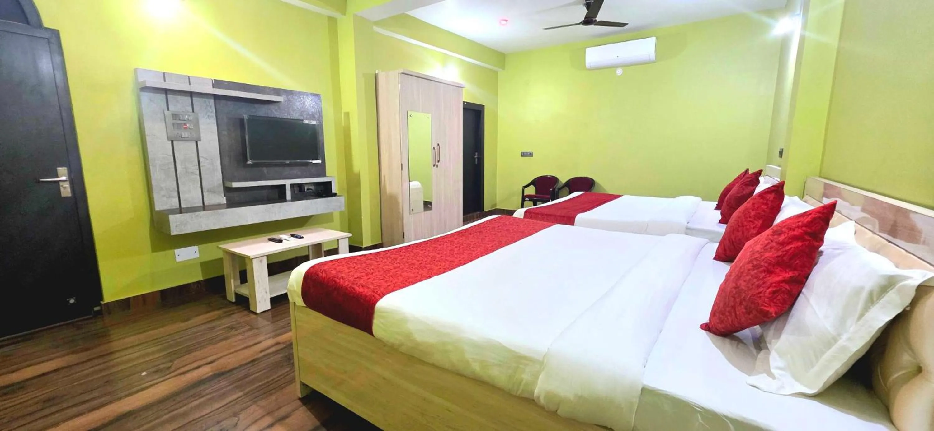 Bedroom in FabExpress JT Complex