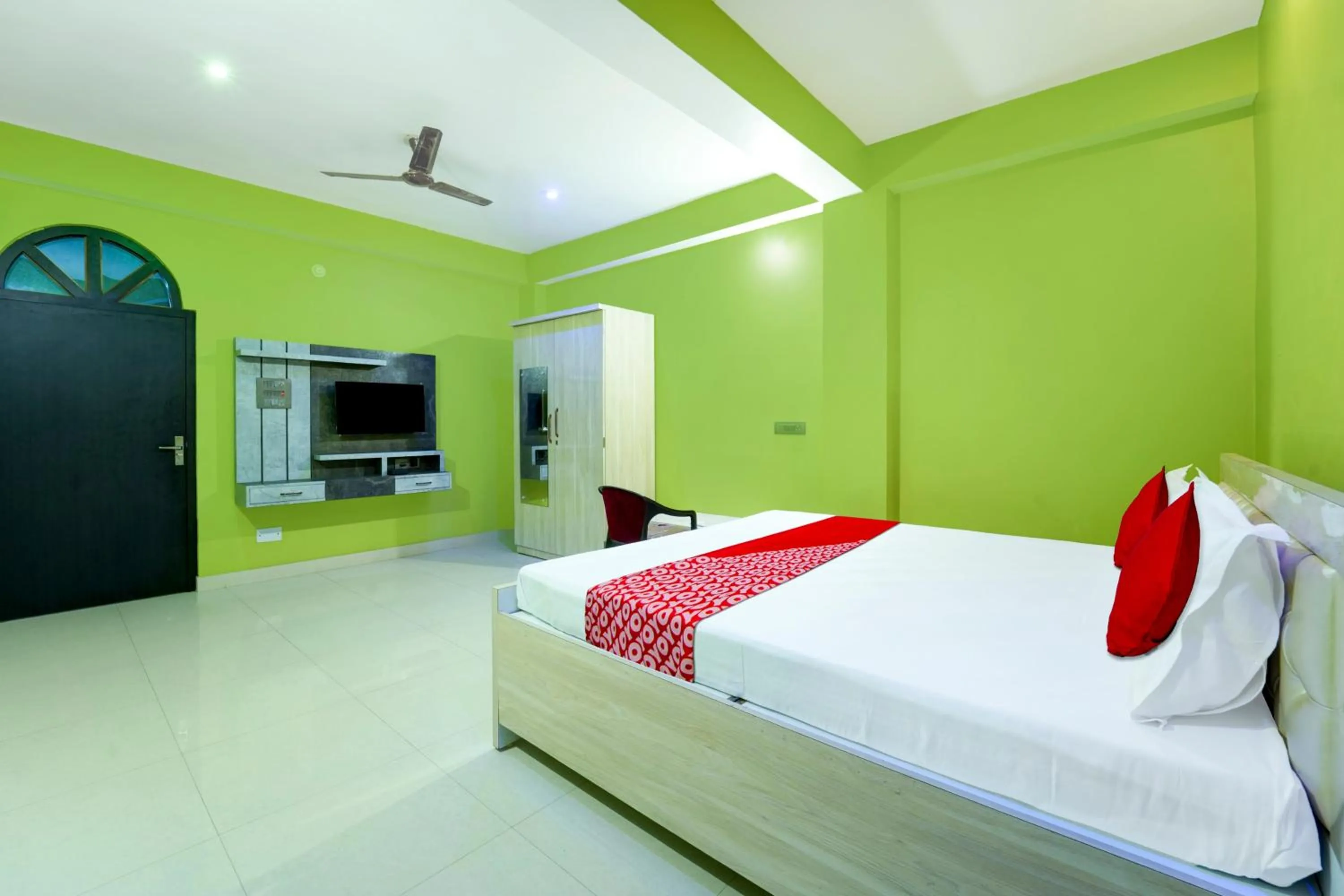 Bedroom in FabExpress JT Complex