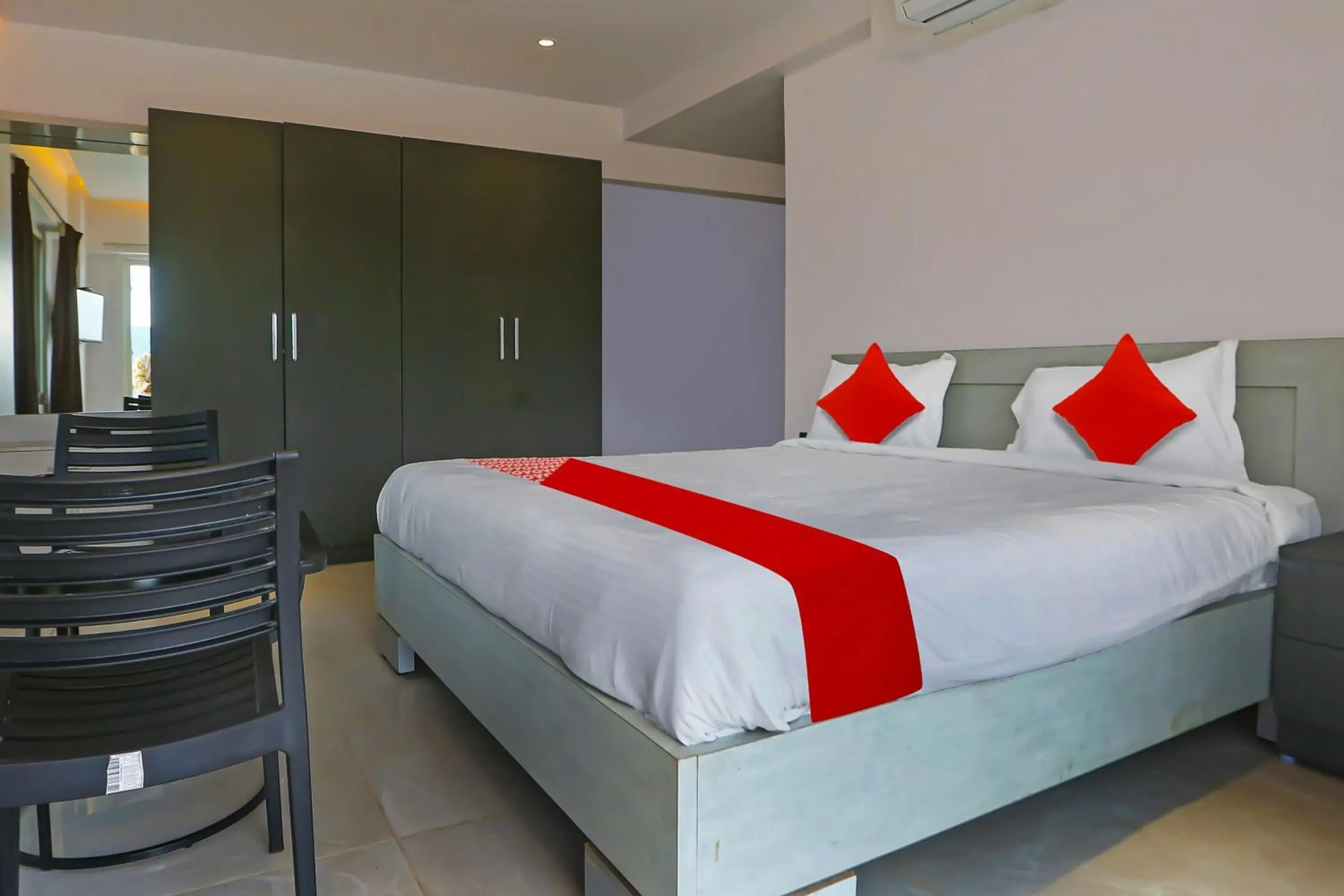 Bedroom, Bed in Super Hotel O Botcha Convection Bedroom, Bed in Super Hotel O Botcha Convection