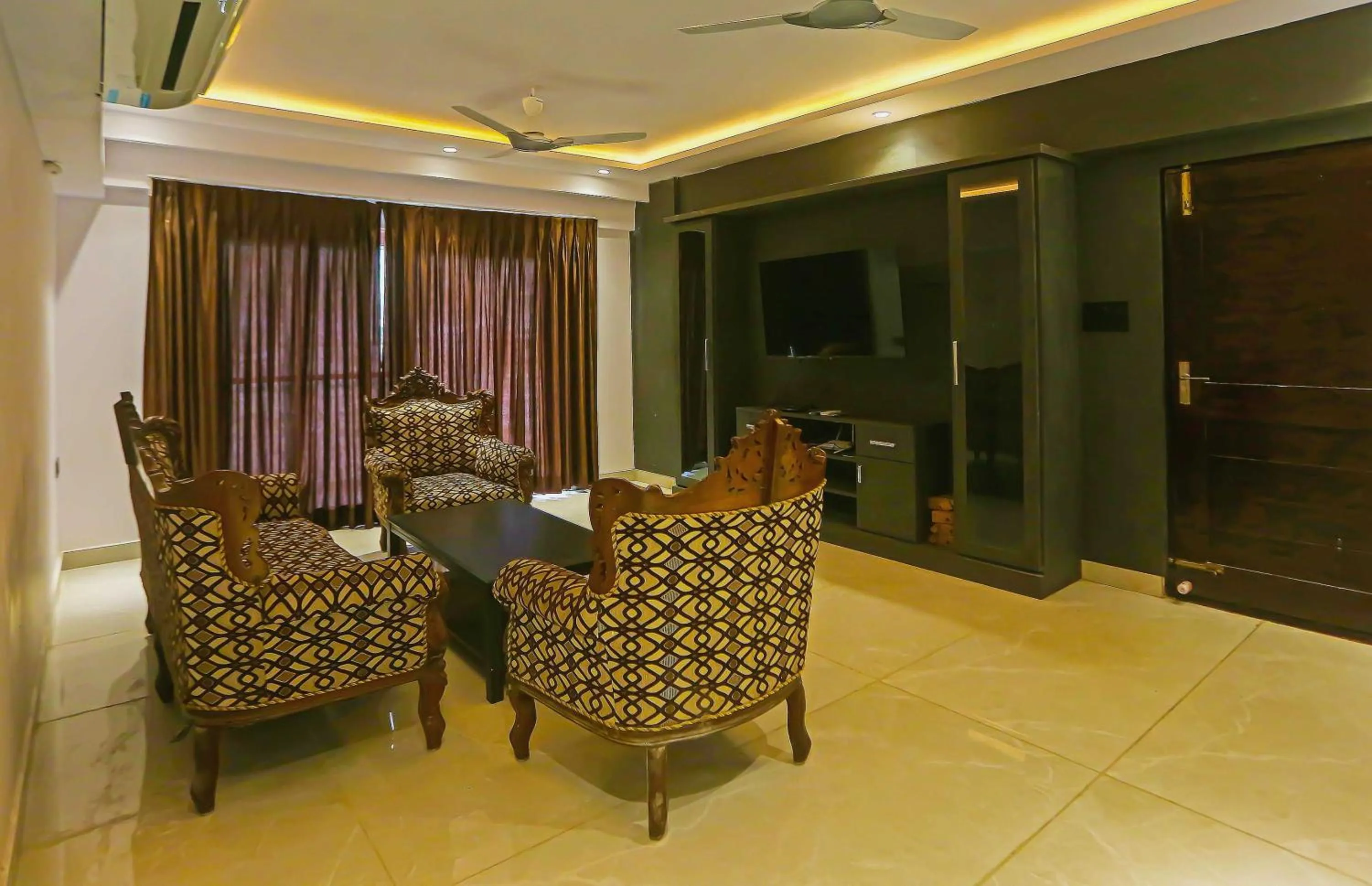 Lobby or reception in Super Hotel O Botcha Convection