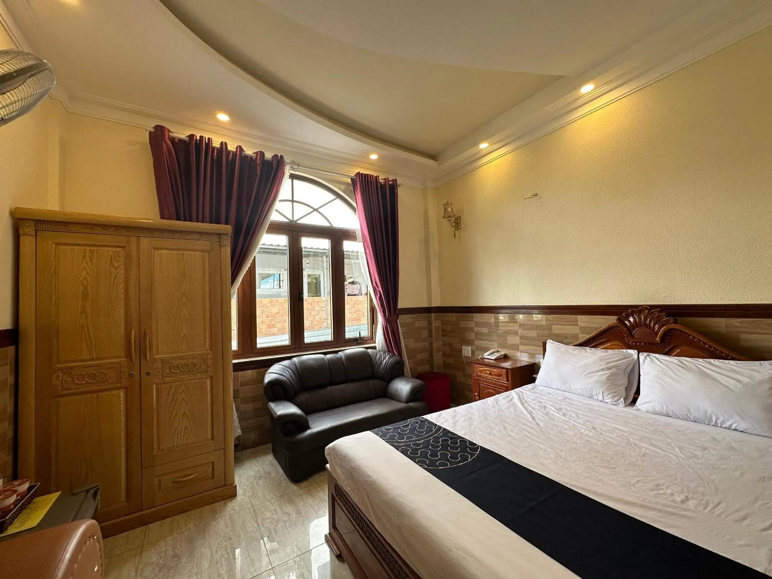 Bedroom in Capital O 1198 Dinh Loan Hotel