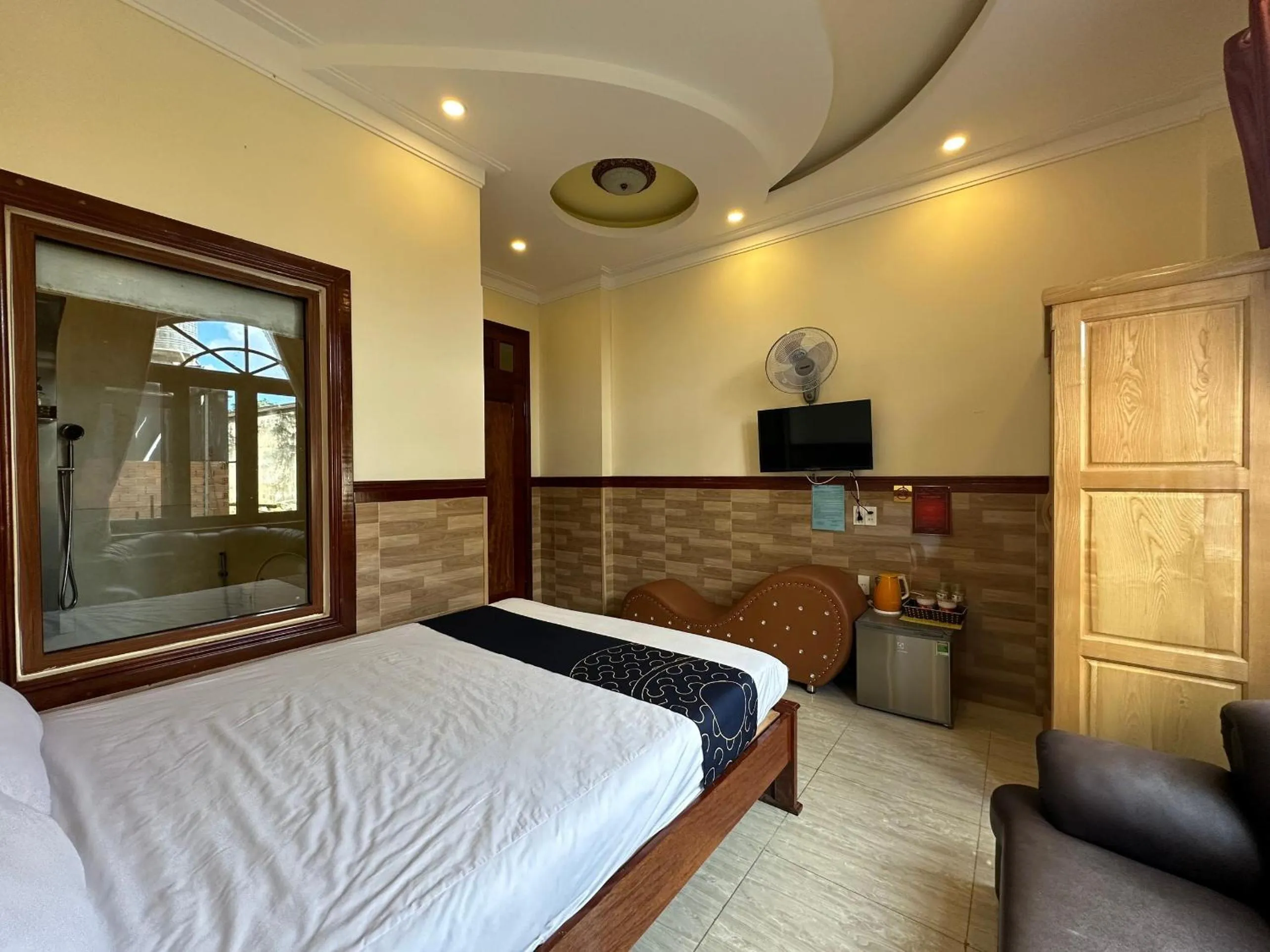 Bedroom in Capital O 1198 Dinh Loan Hotel