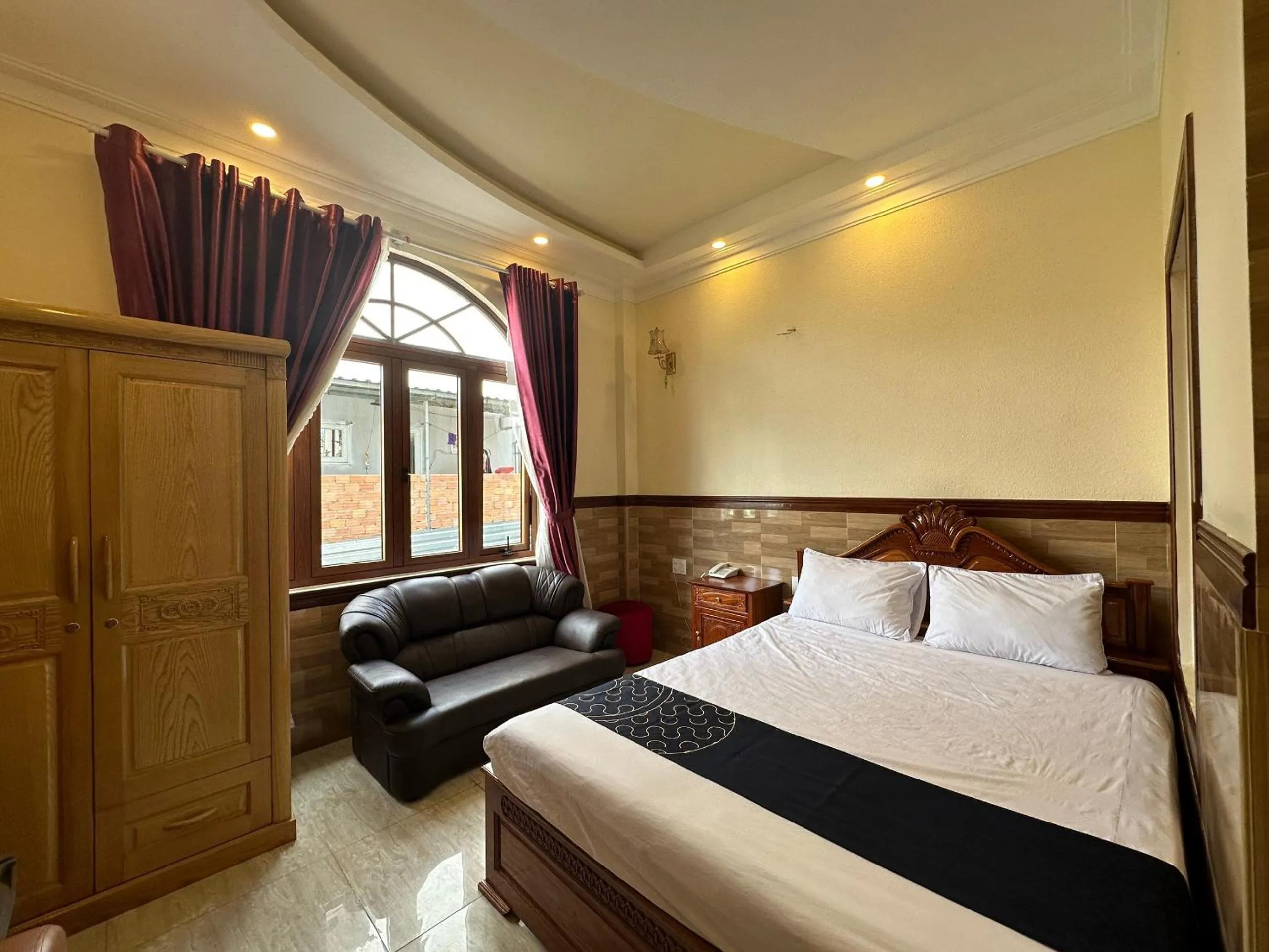 Bedroom in Capital O 1198 Dinh Loan Hotel