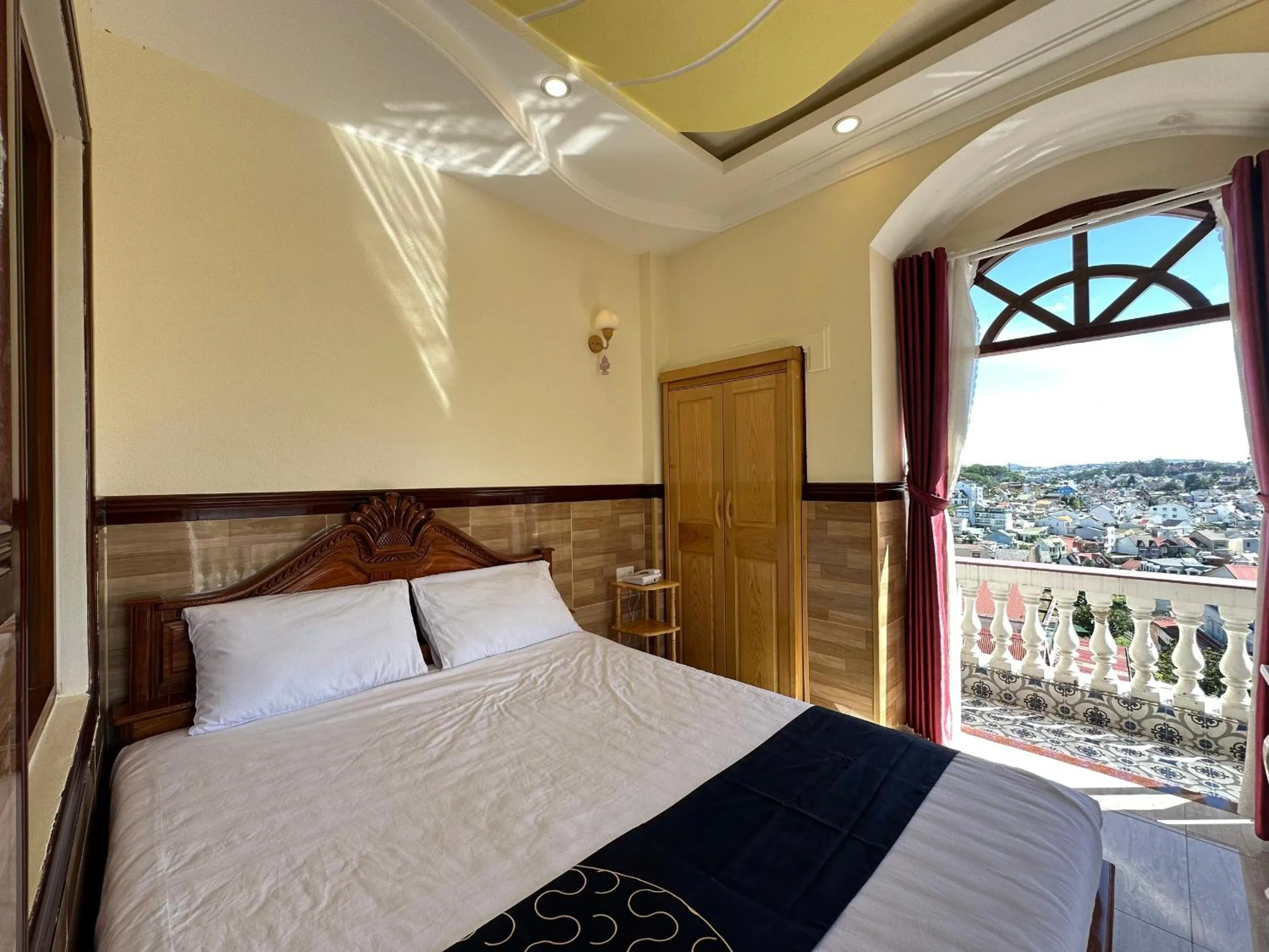 Bedroom in Capital O 1198 Dinh Loan Hotel