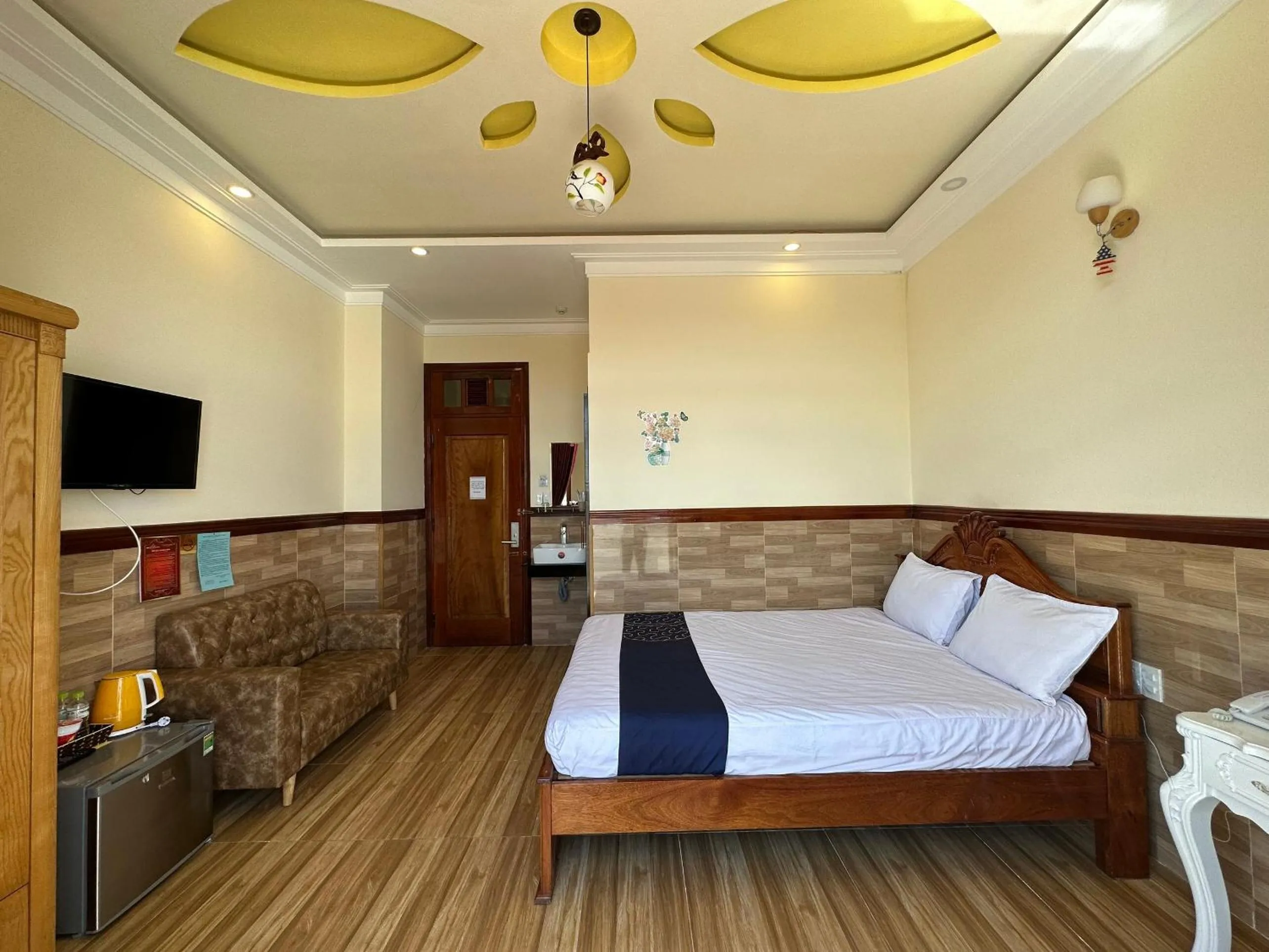 Bedroom in Capital O 1198 Dinh Loan Hotel