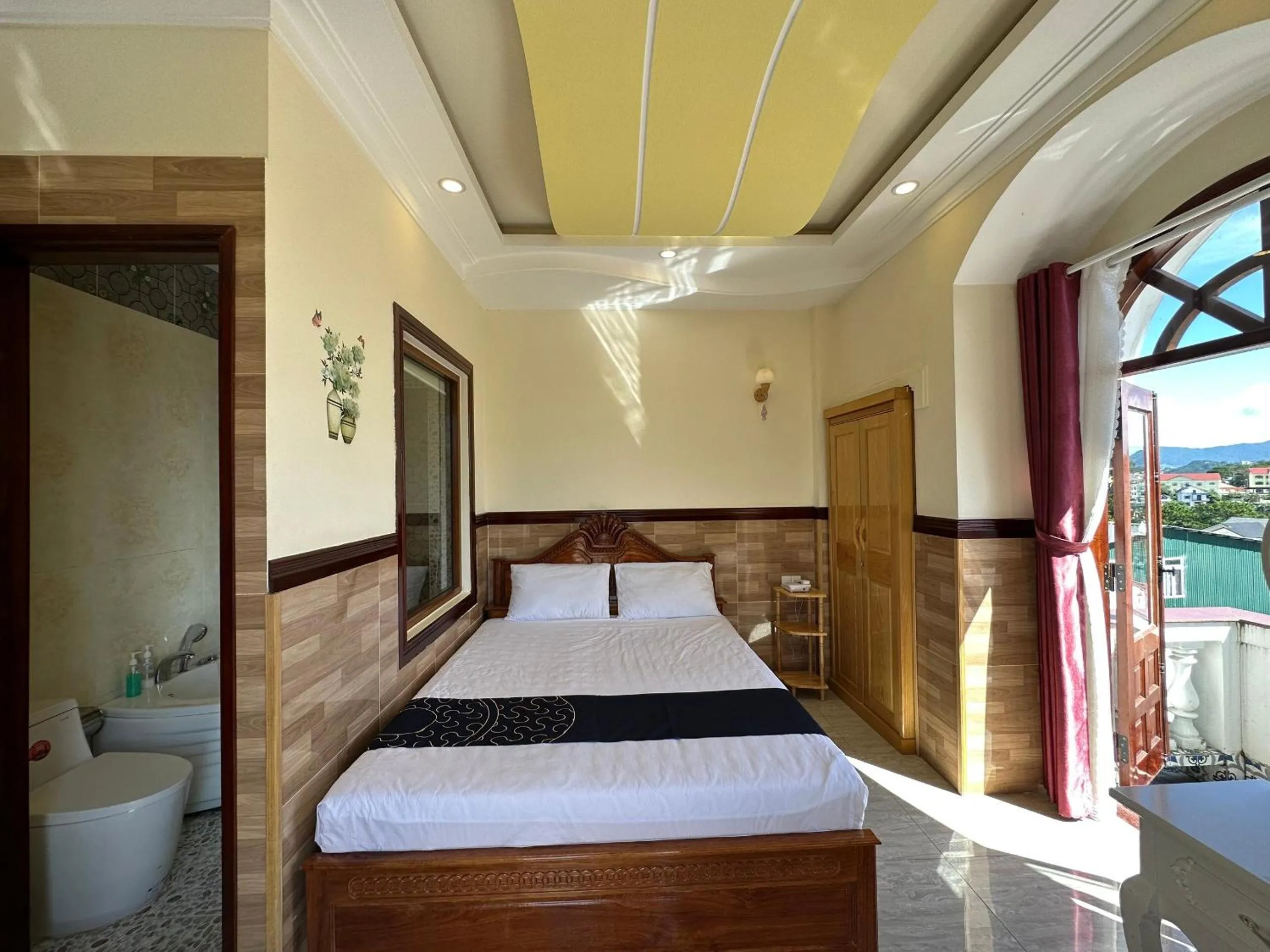 Bedroom in Capital O 1198 Dinh Loan Hotel