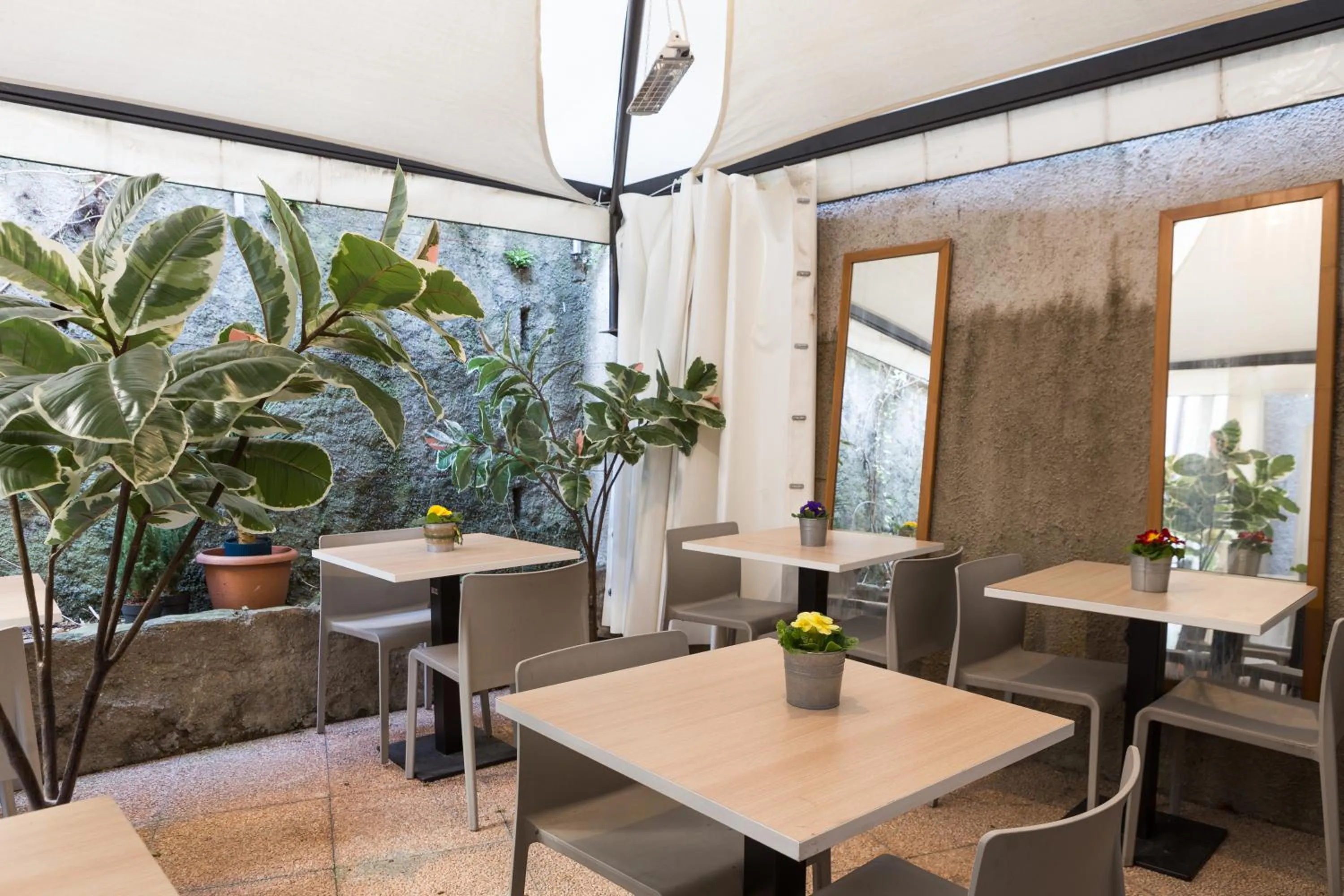 Garden in The Convo Lake Como