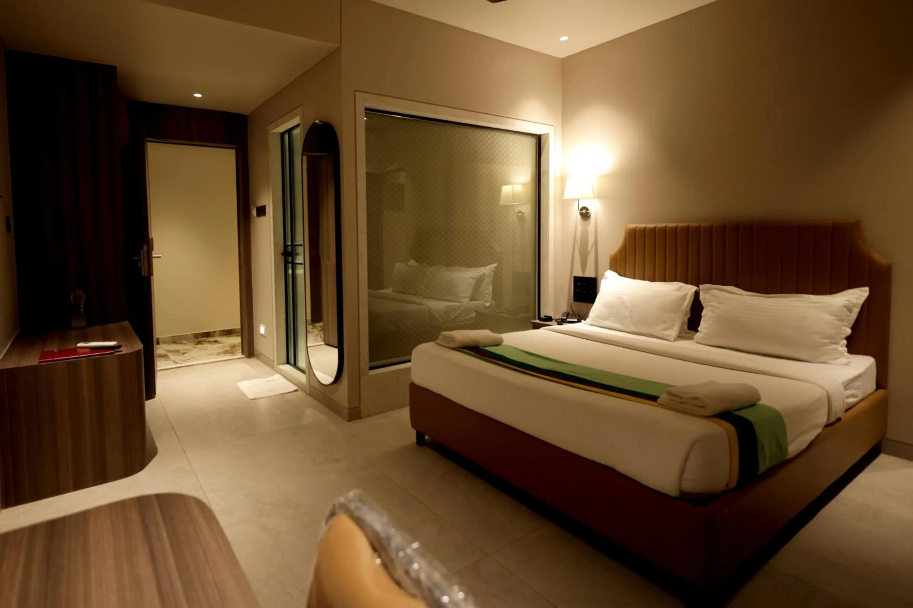 Bed in HOTEL GOLDEN TULIPZ