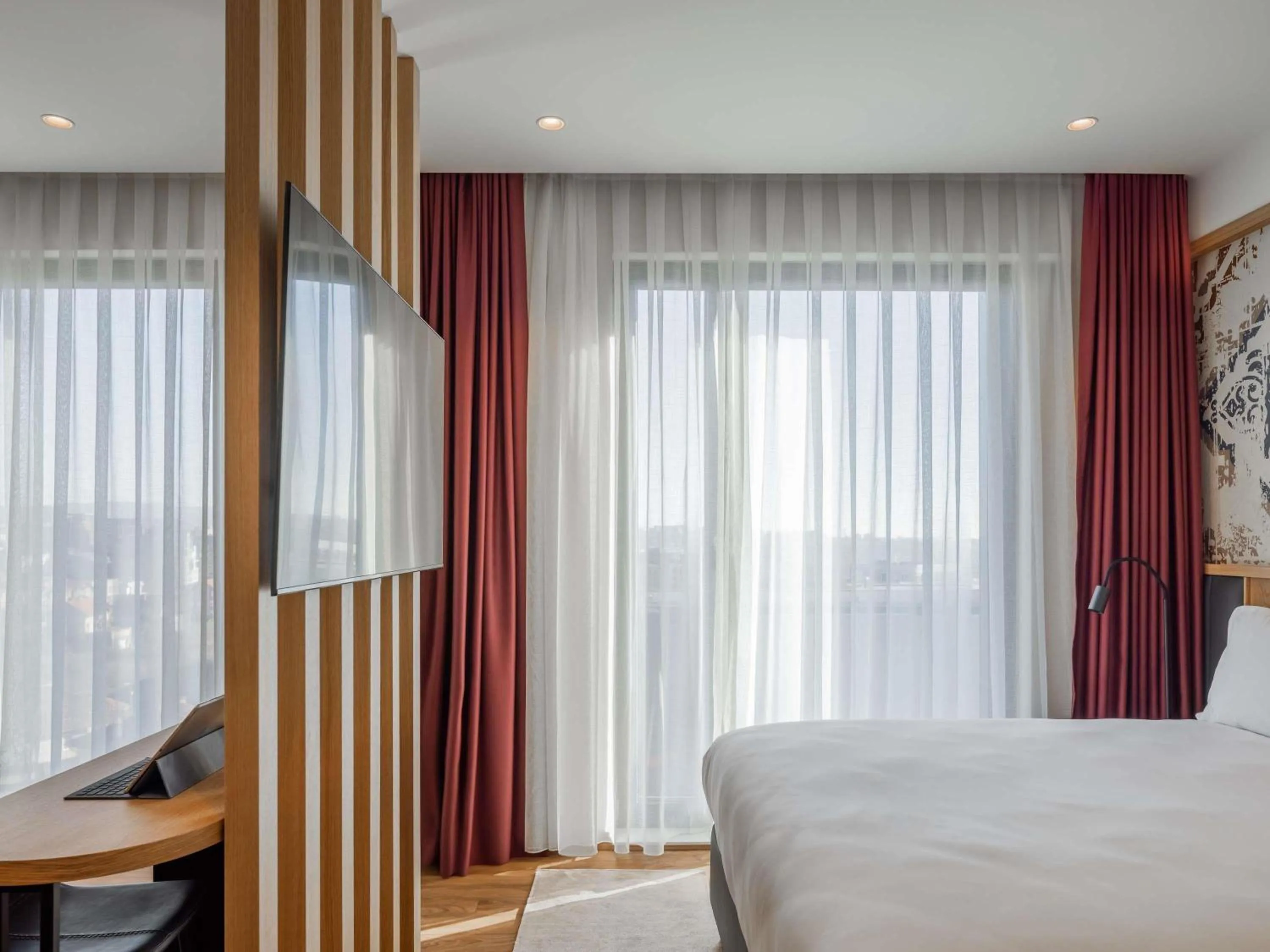 Bedroom, Bed in Mercure Prishtina City
