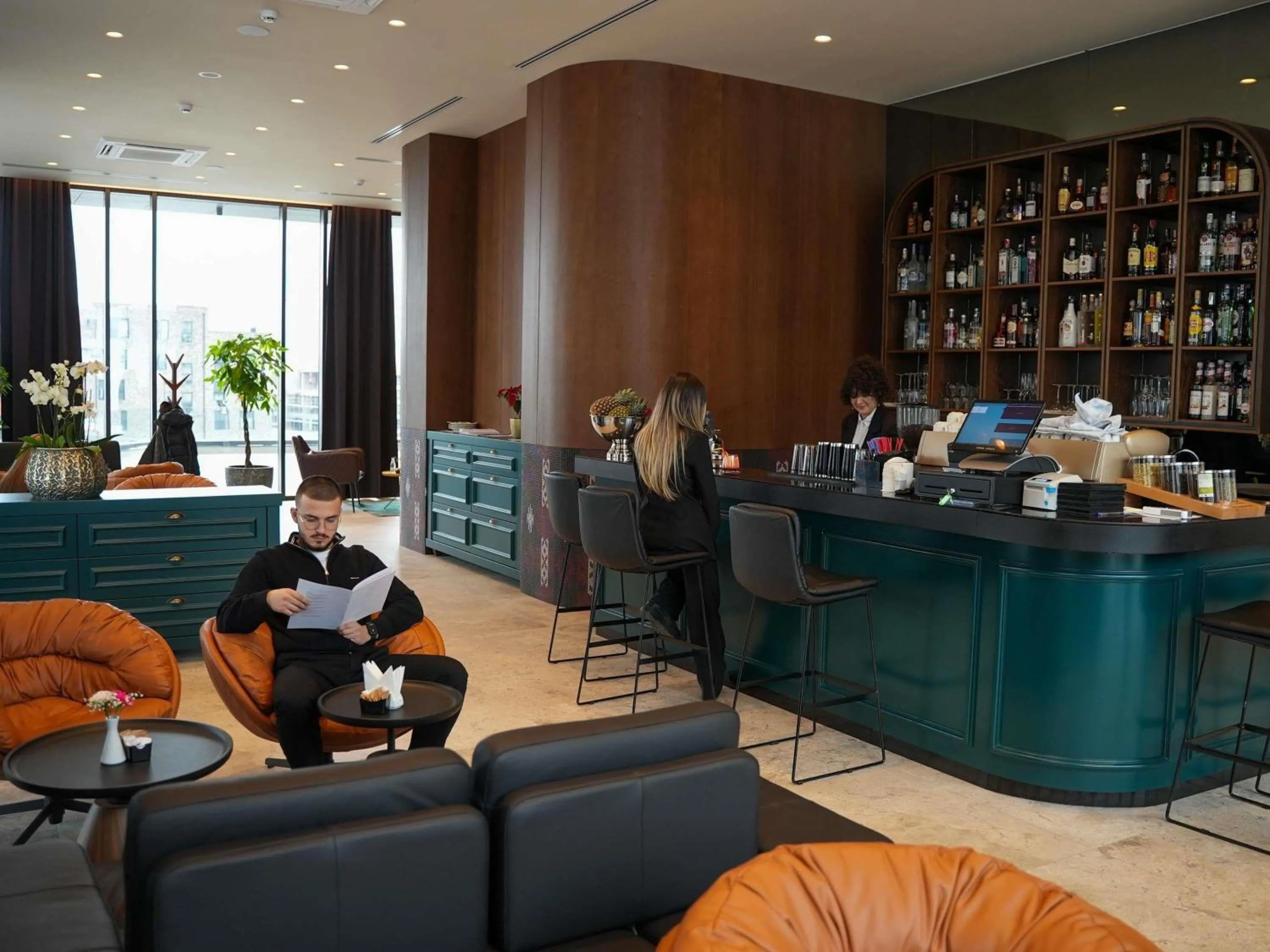 Lounge or bar in Mercure Prishtina City