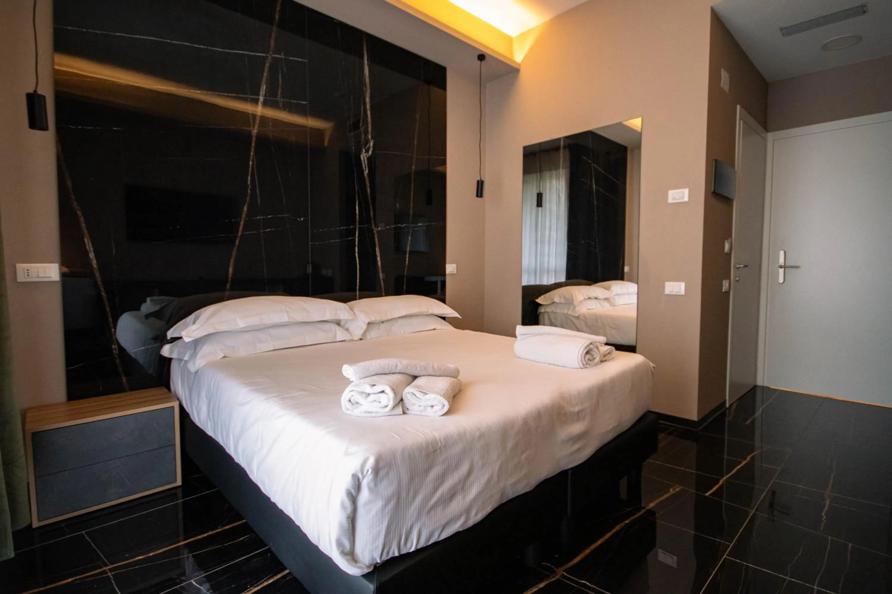 Bed in Emma Hotel Bologna Fiera