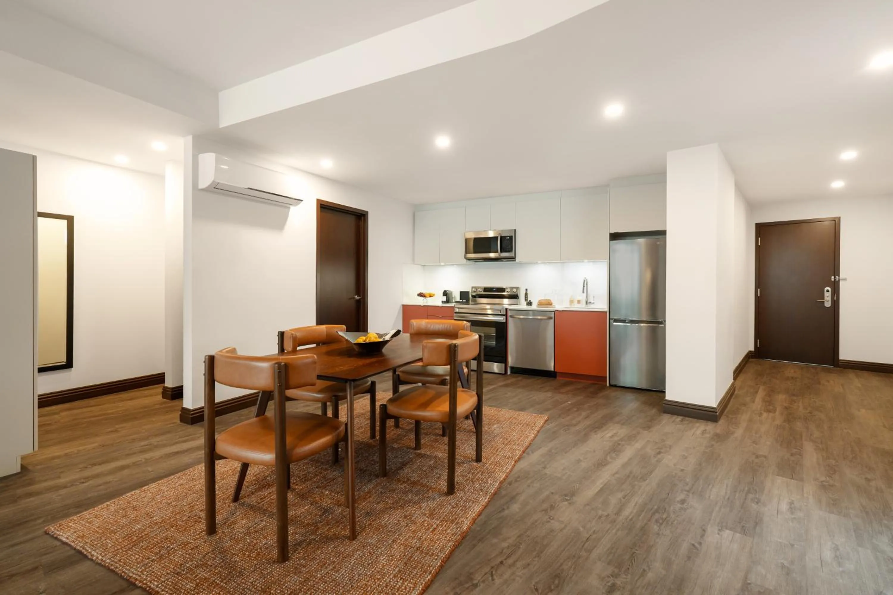 Dining area in Bresoles Hotel