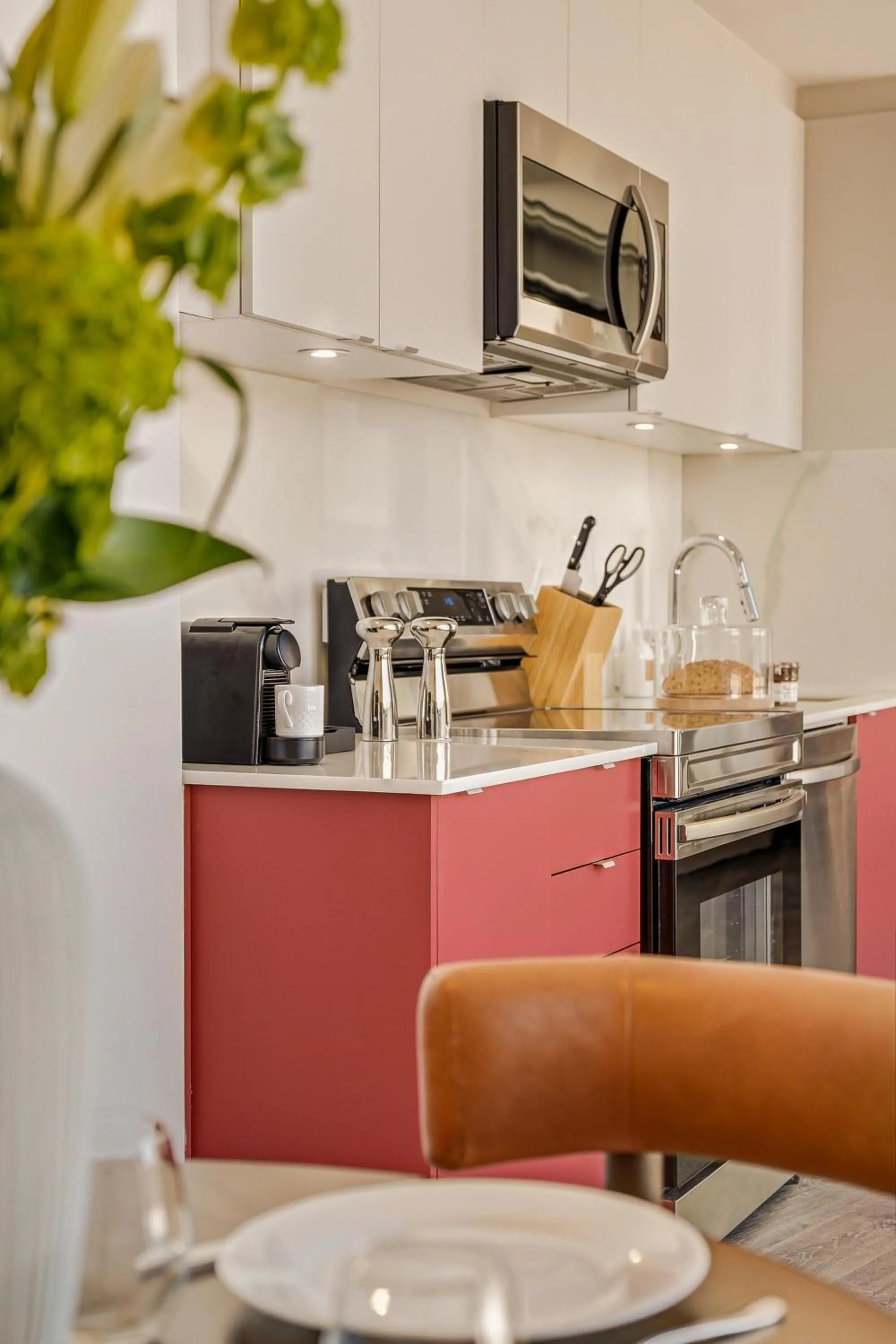 Coffee/tea facilities in Bresoles Hotel