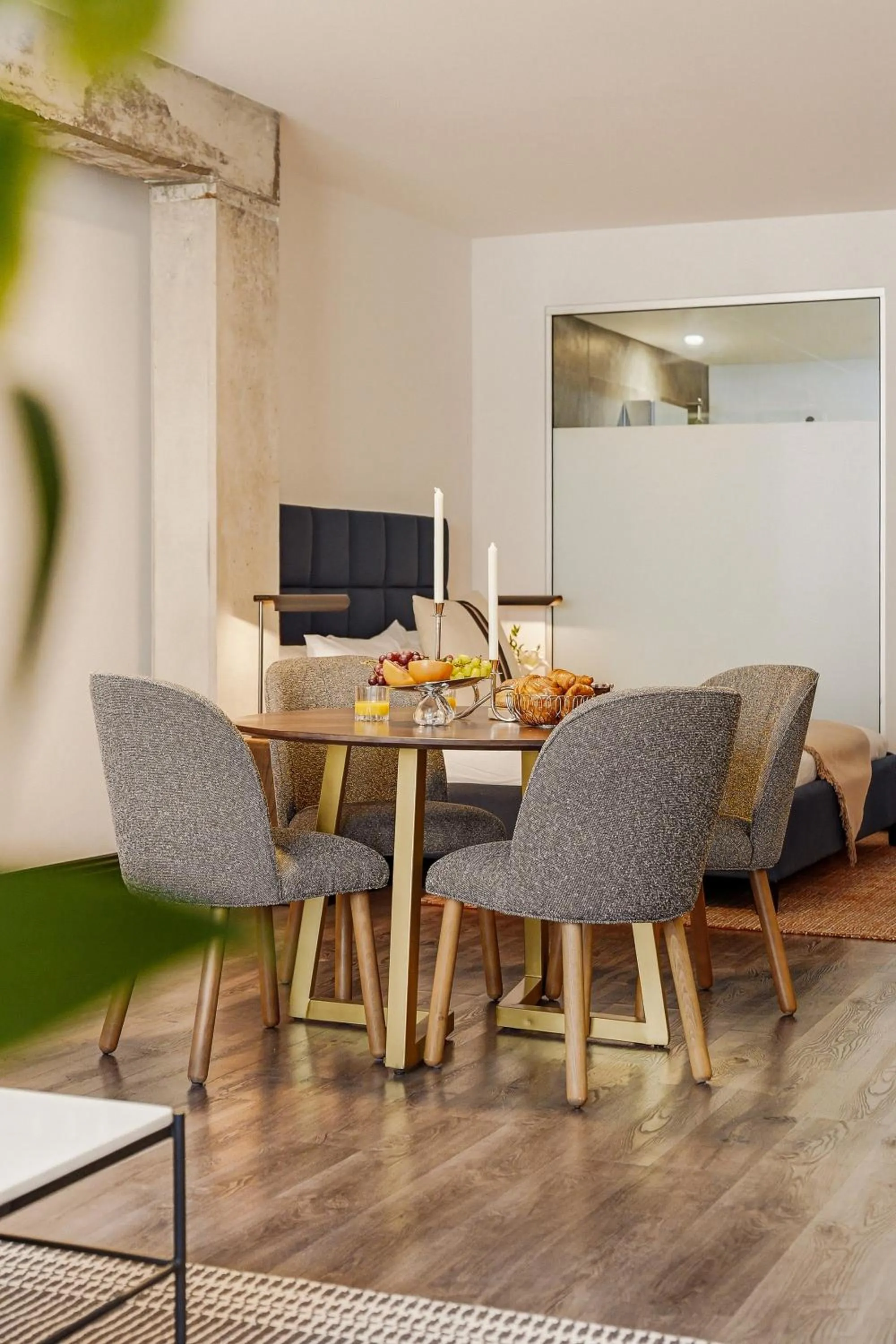 Dining area in Bresoles Hotel