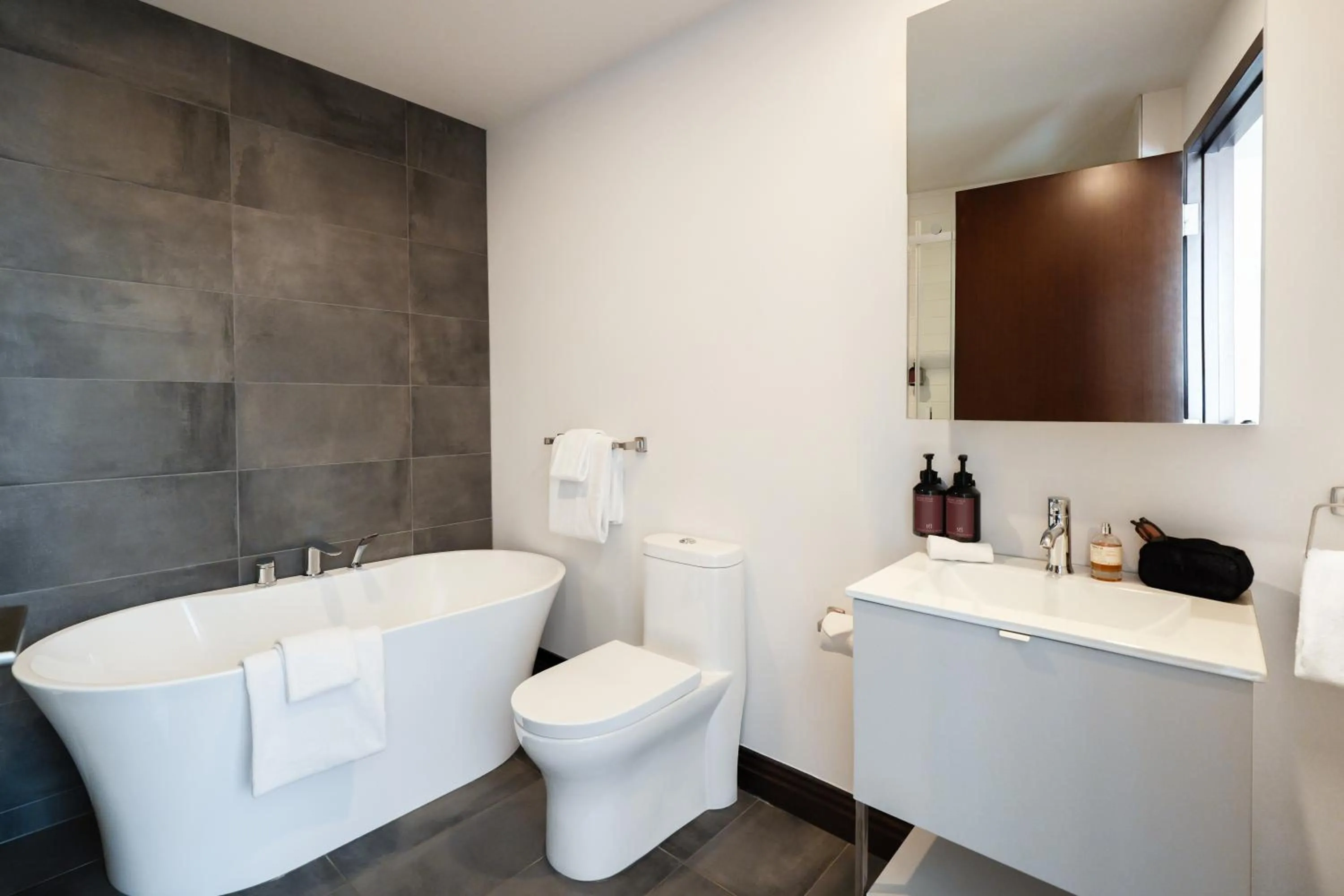 Toilet in Bresoles Hotel