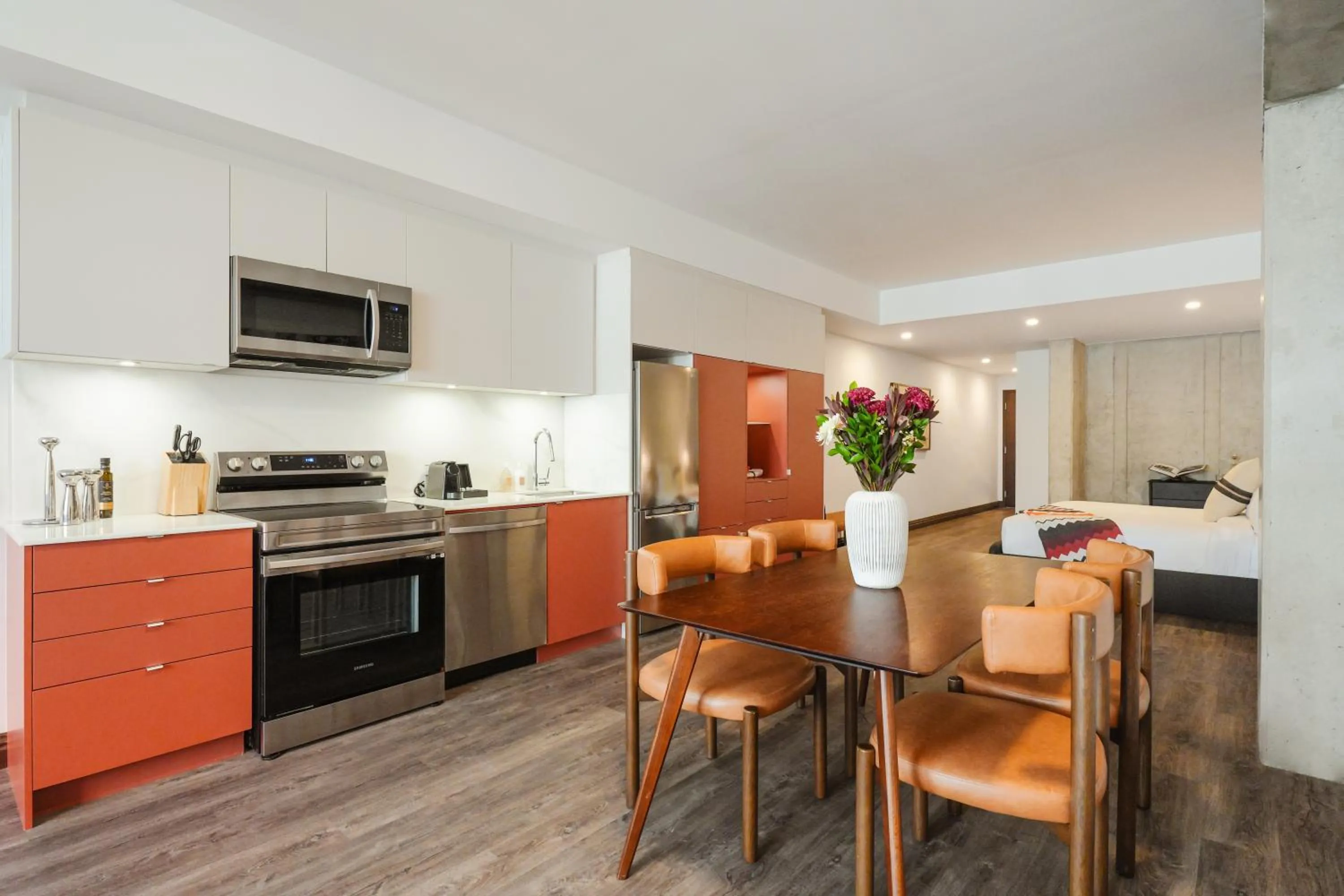 Dining area in Bresoles Hotel