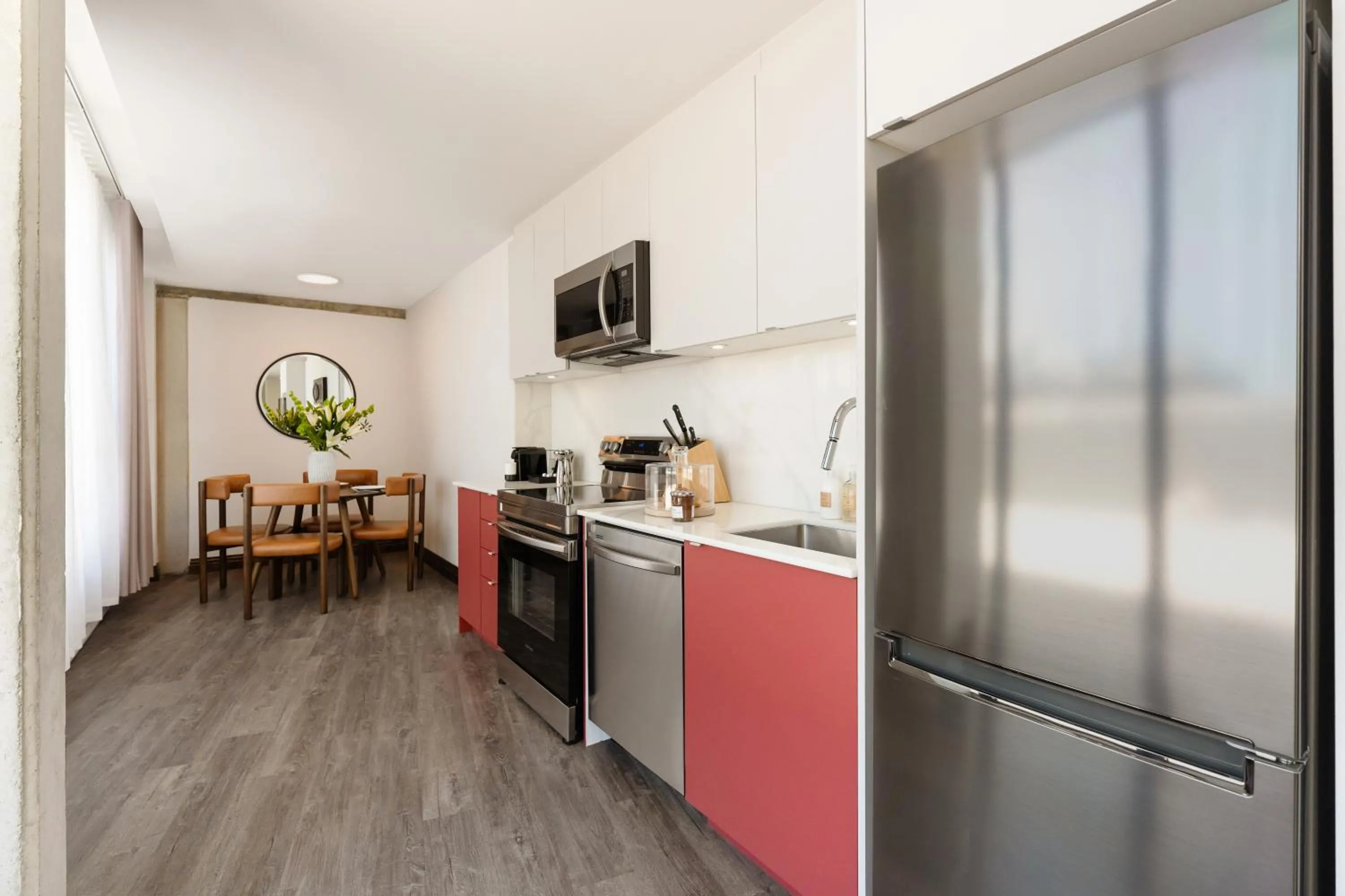 Kitchen or kitchenette in Bresoles Hotel