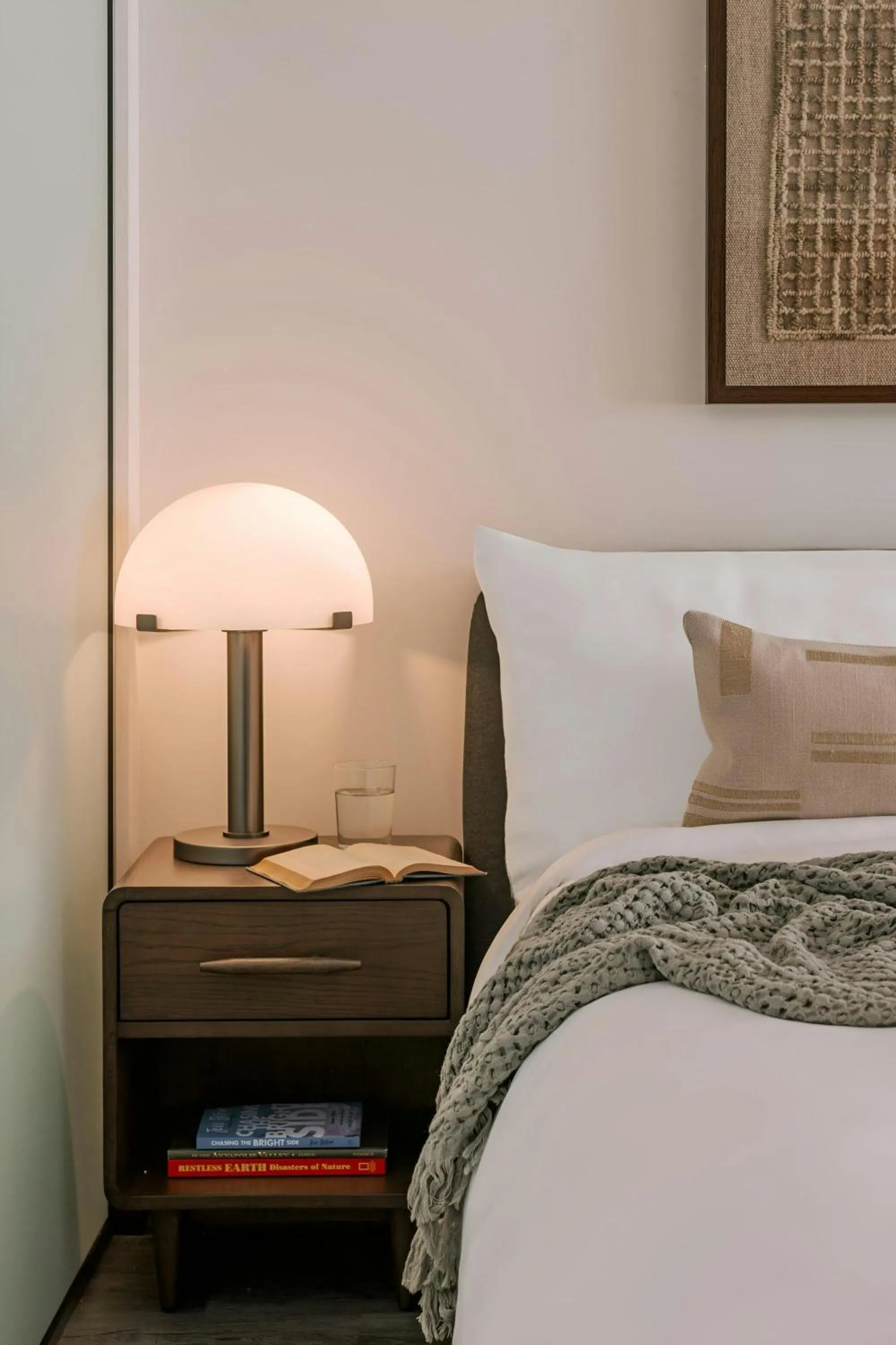 Bedroom, Bed in Sonder by Marriott Bonvoy Lambert Apartments Old Montreal