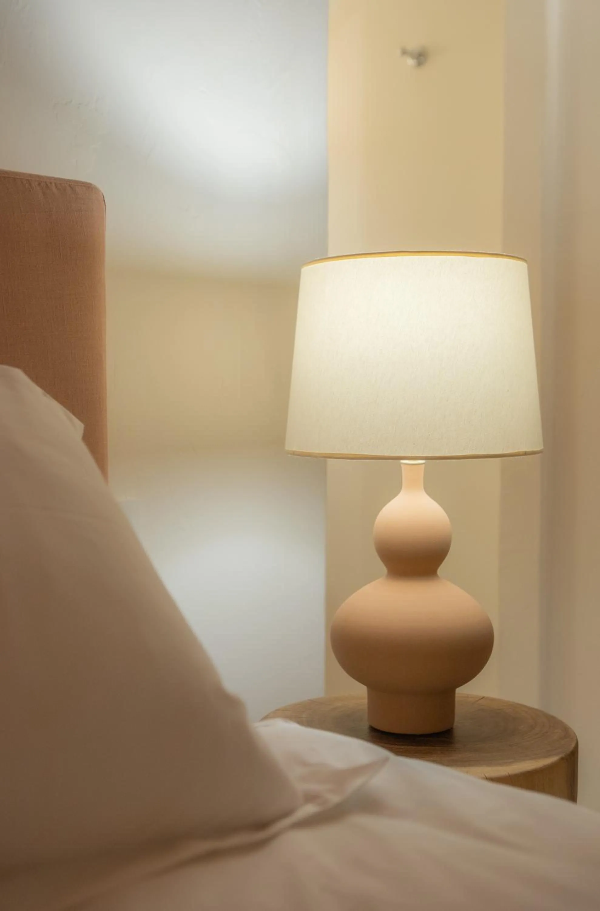 Decorative detail, Bed in Teresa Spetses
