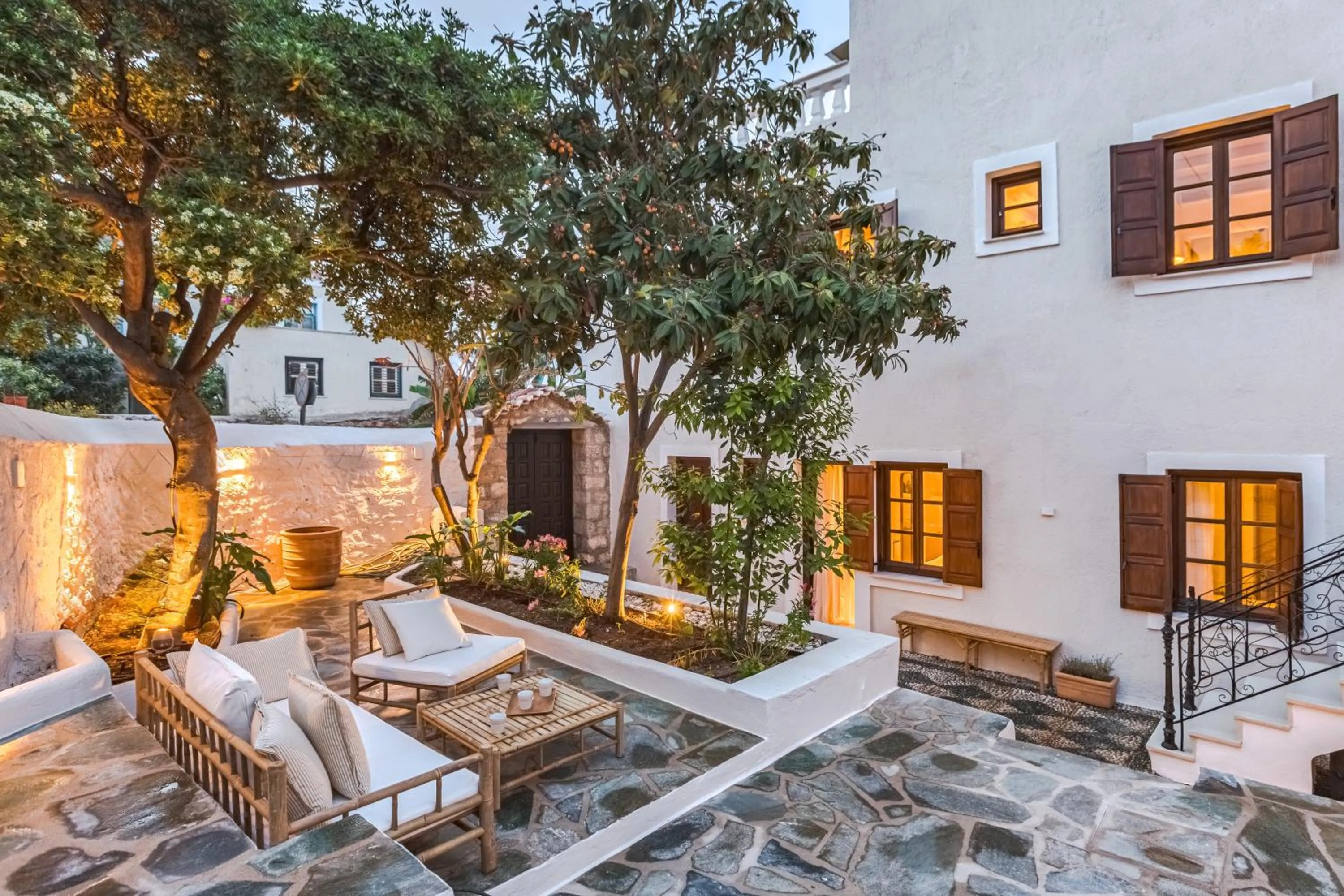 Garden in Teresa Spetses