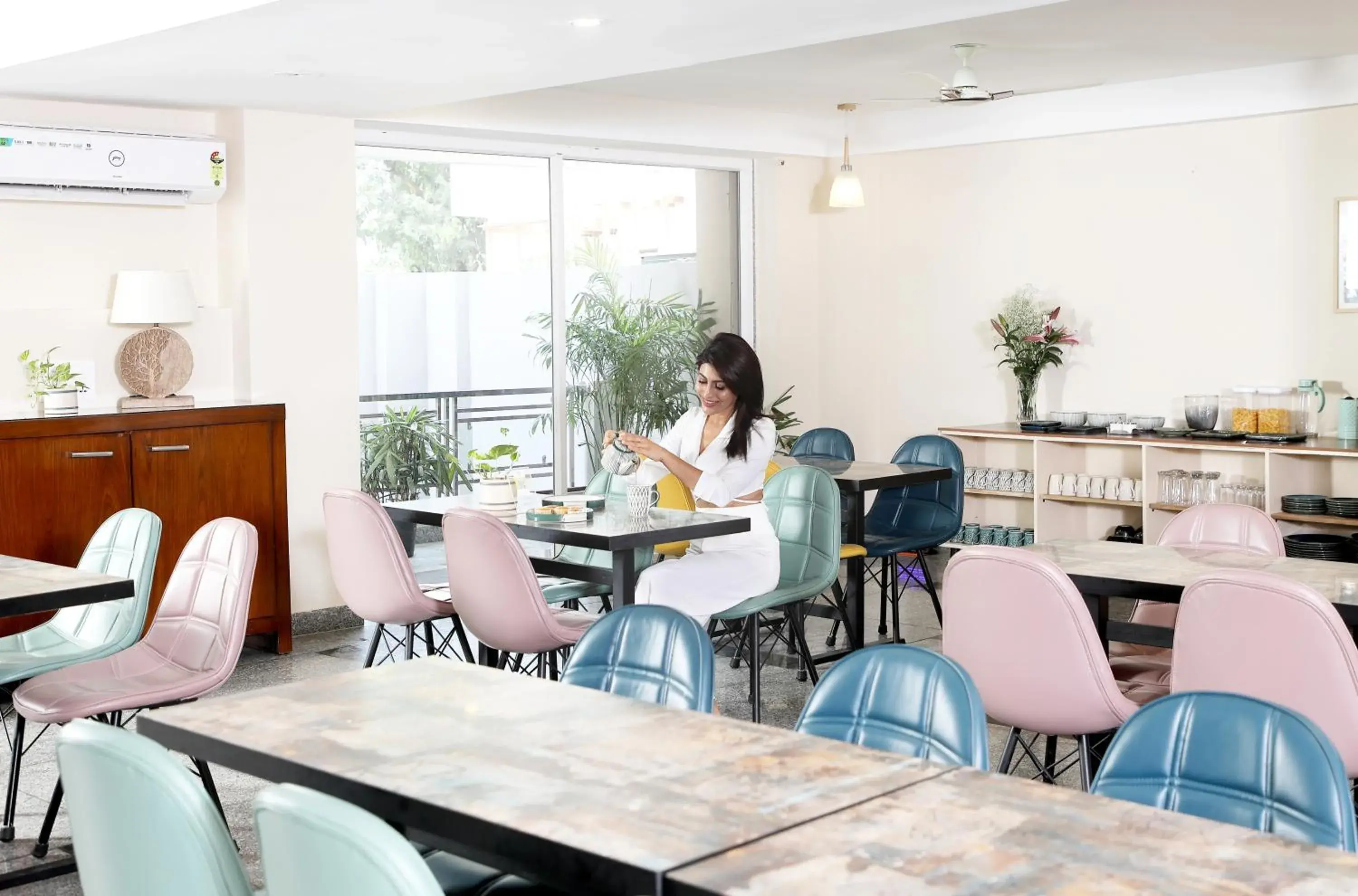 Restaurant/places to eat in Perch Arbor Cyber City Restaurant/places to eat in Perch Arbor Cyber City