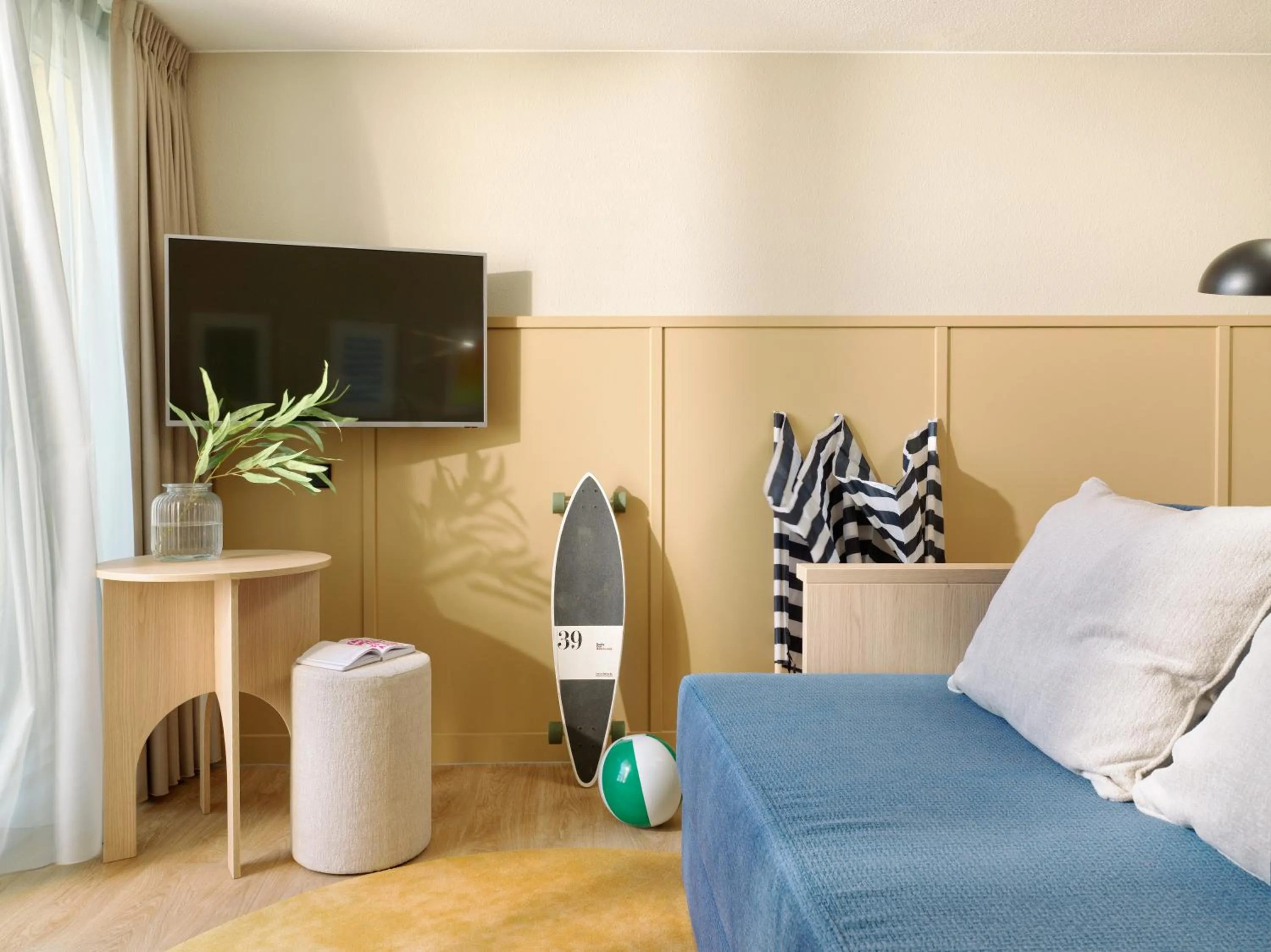 Bedroom, Bed in Carlton Beach