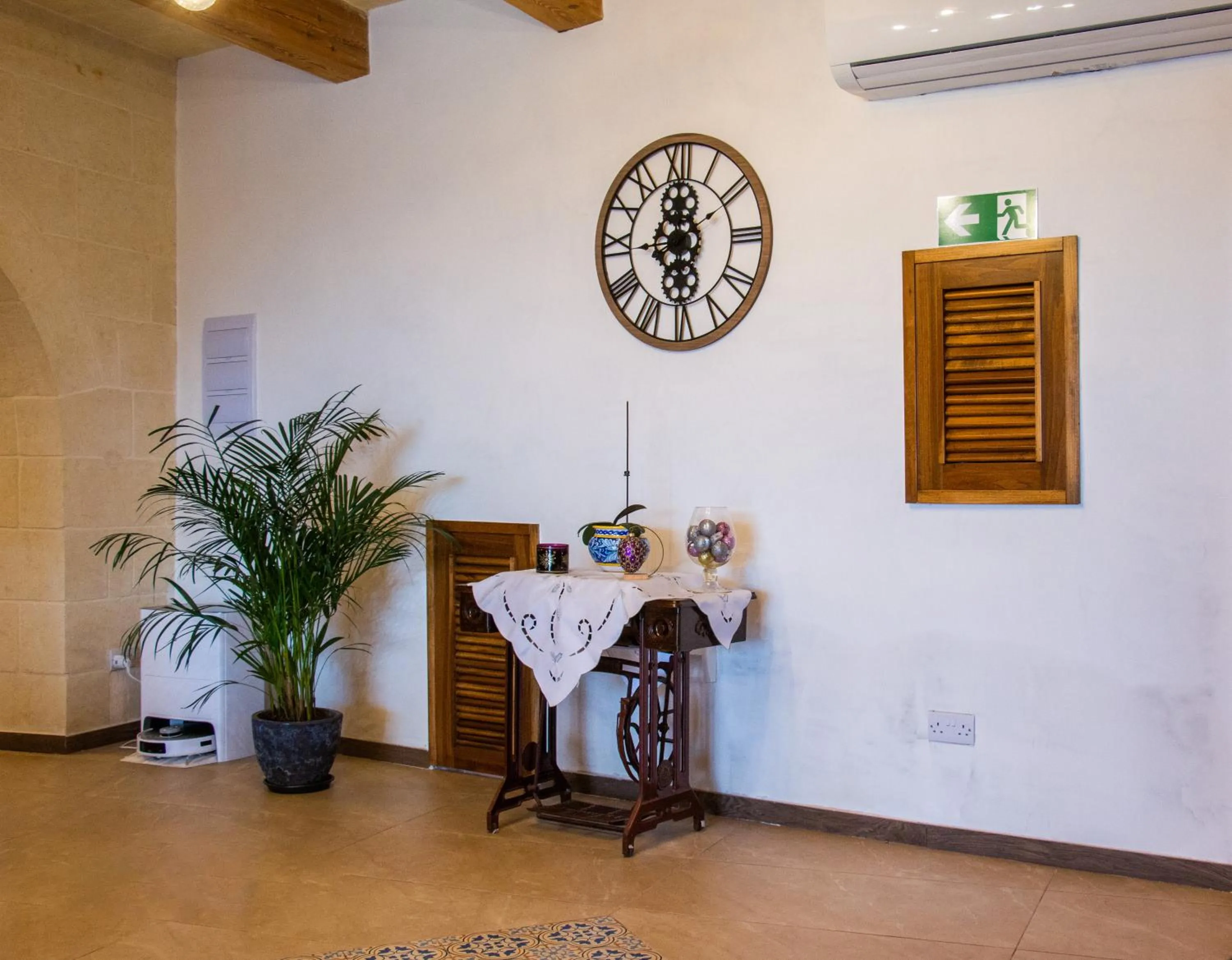 Communal kitchen in Sea Holly Gozo