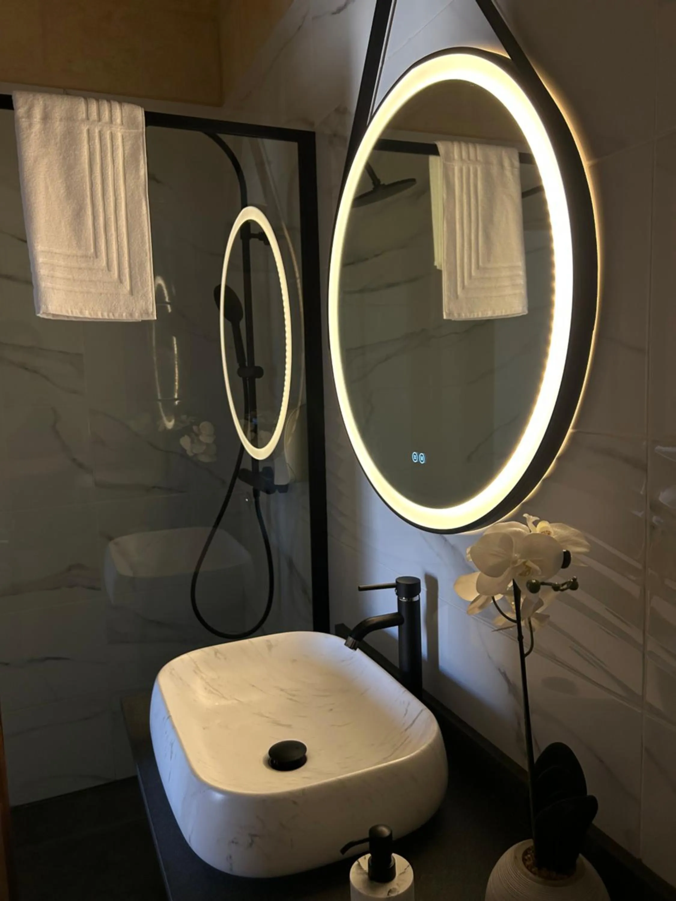 Toilet in Sea Holly Gozo