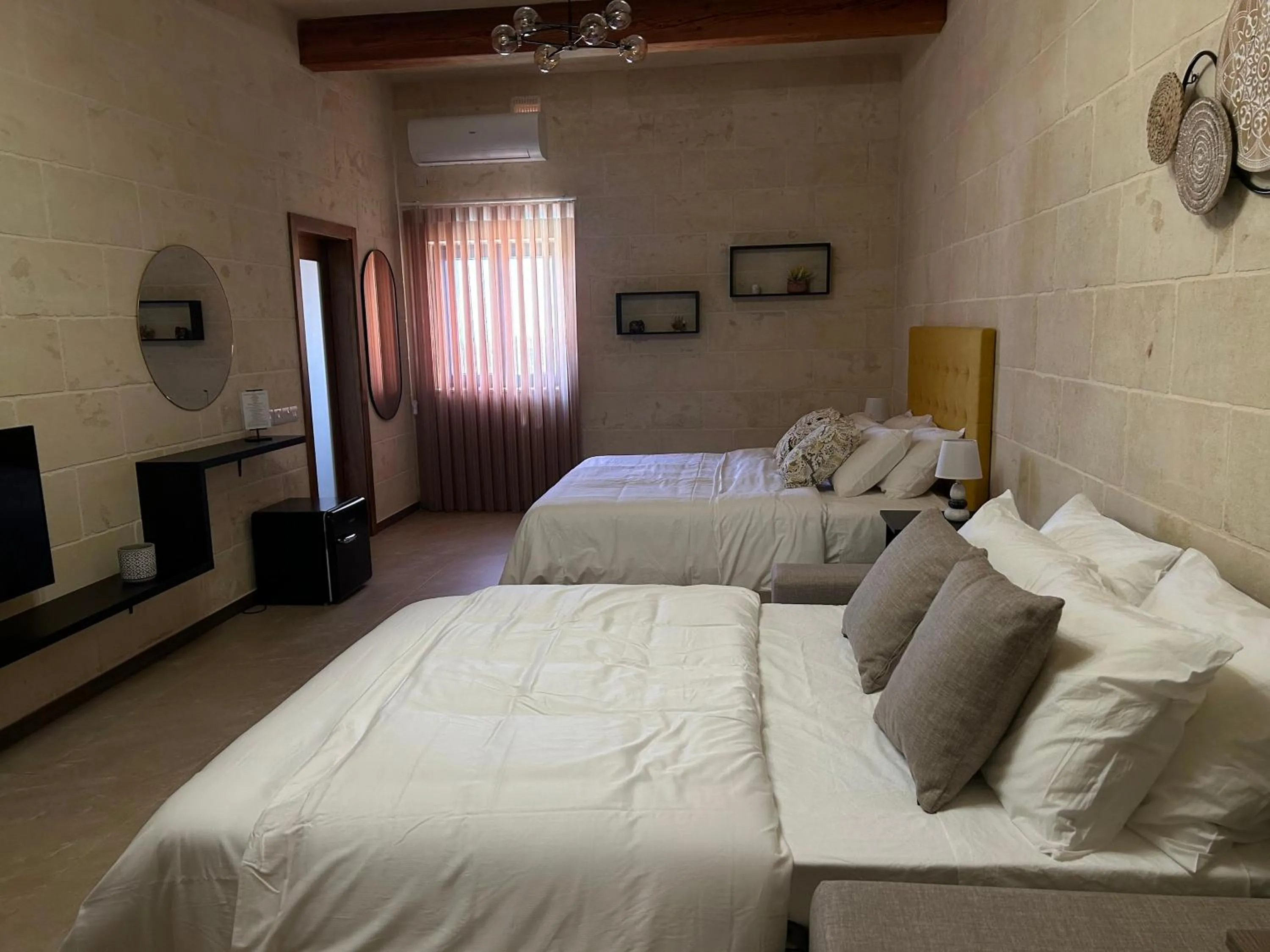 Bed in Sea Holly Gozo
