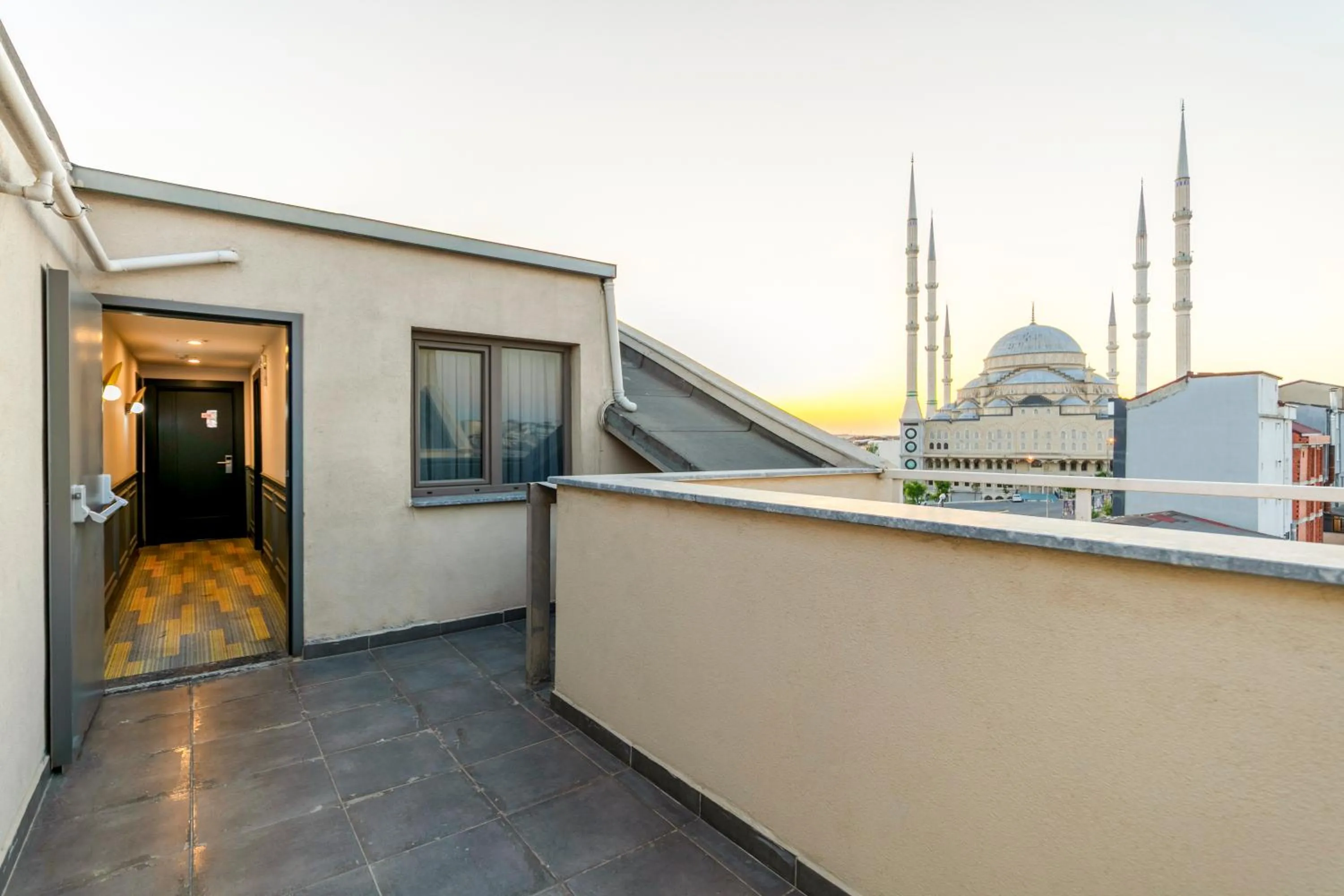 Property building in The Great Airport Hotel & Restaurant