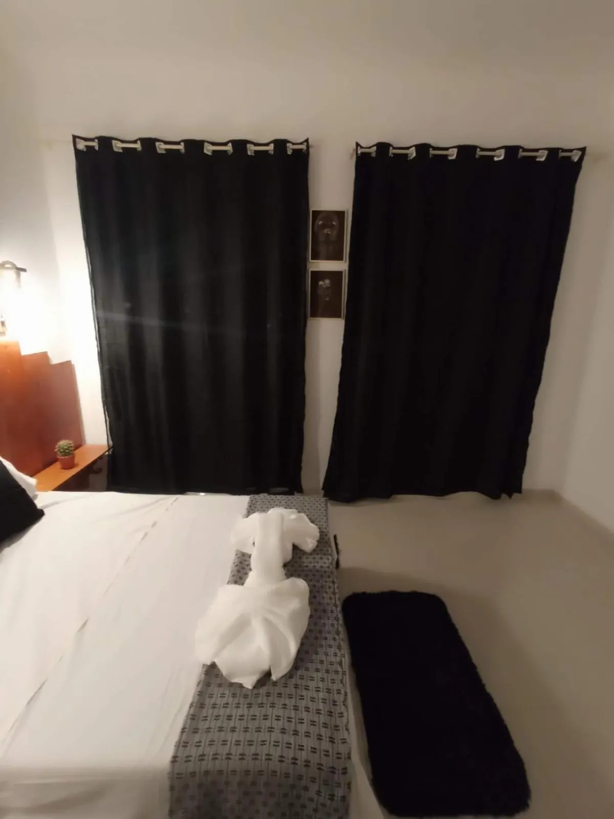 Bed in Central Palace Hotel