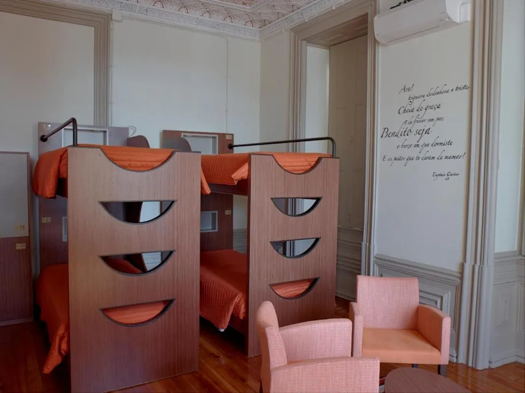 Bed in Serenata Hotel & Hostel Coimbra