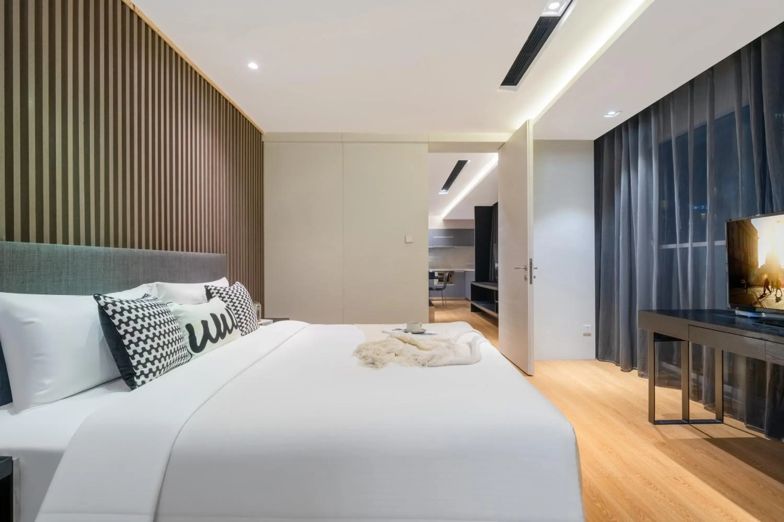 Executive Two-Bedroom Apartment in Citadines South Chengdu Executive Two-Bedroom Apartment in Citadines South Chengdu