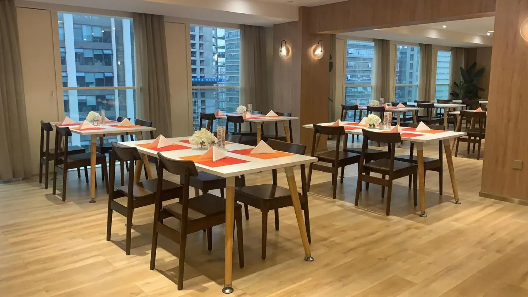 Restaurant/places to eat in Citadines South Chengdu Restaurant/places to eat in Citadines South Chengdu