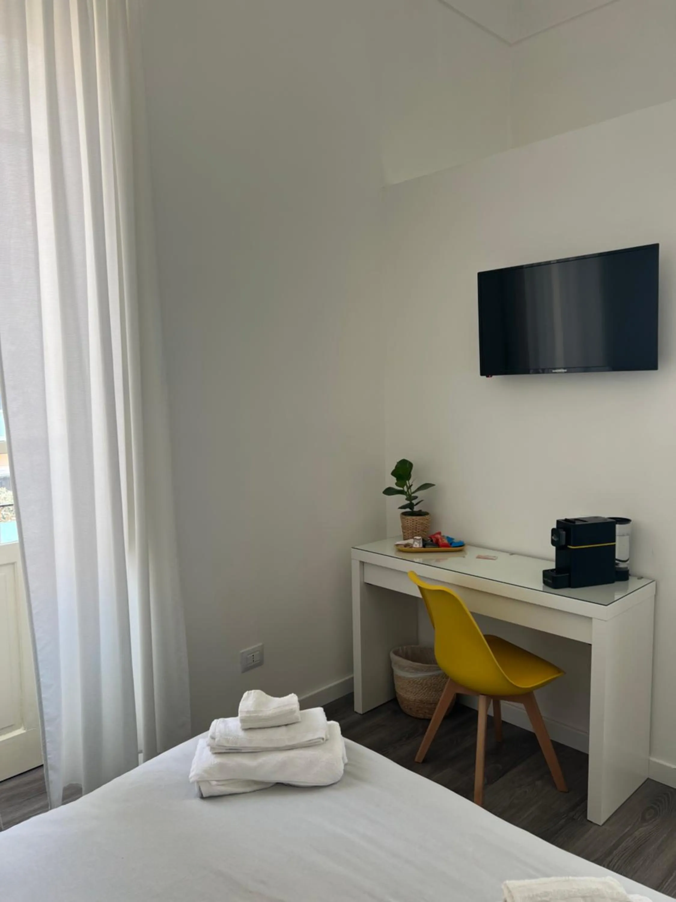 TV and multimedia, Bed in Central Perk