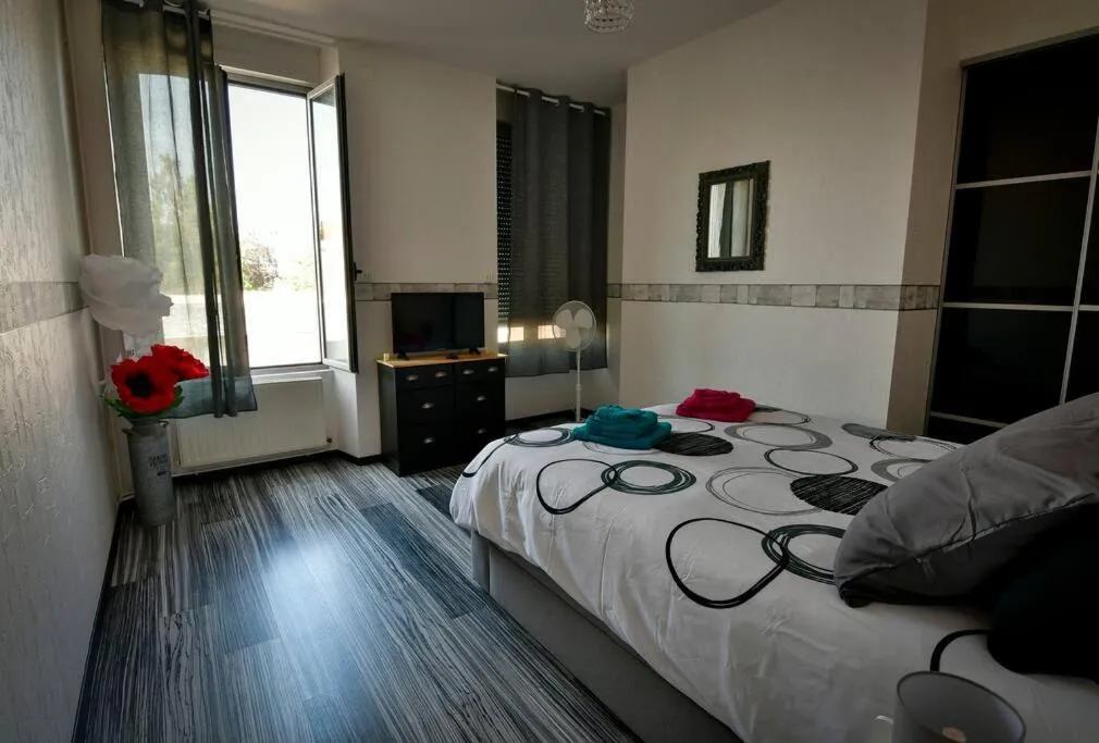 Bed in Grand appartement de haut standing en centre-ville