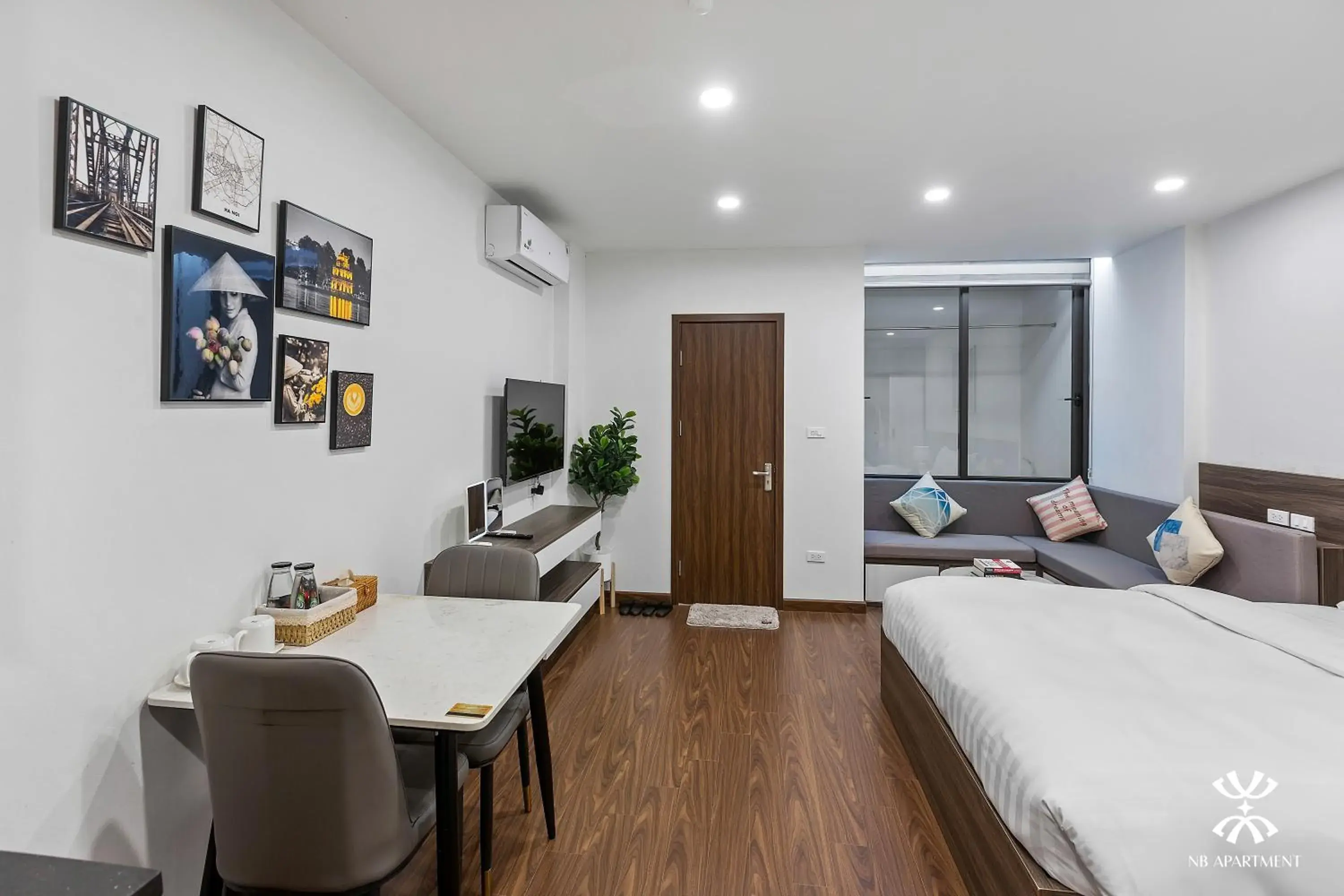 TV and multimedia, Bed in NB APARTMENT - KIM MA TV and multimedia, Bed in NB APARTMENT - KIM MA