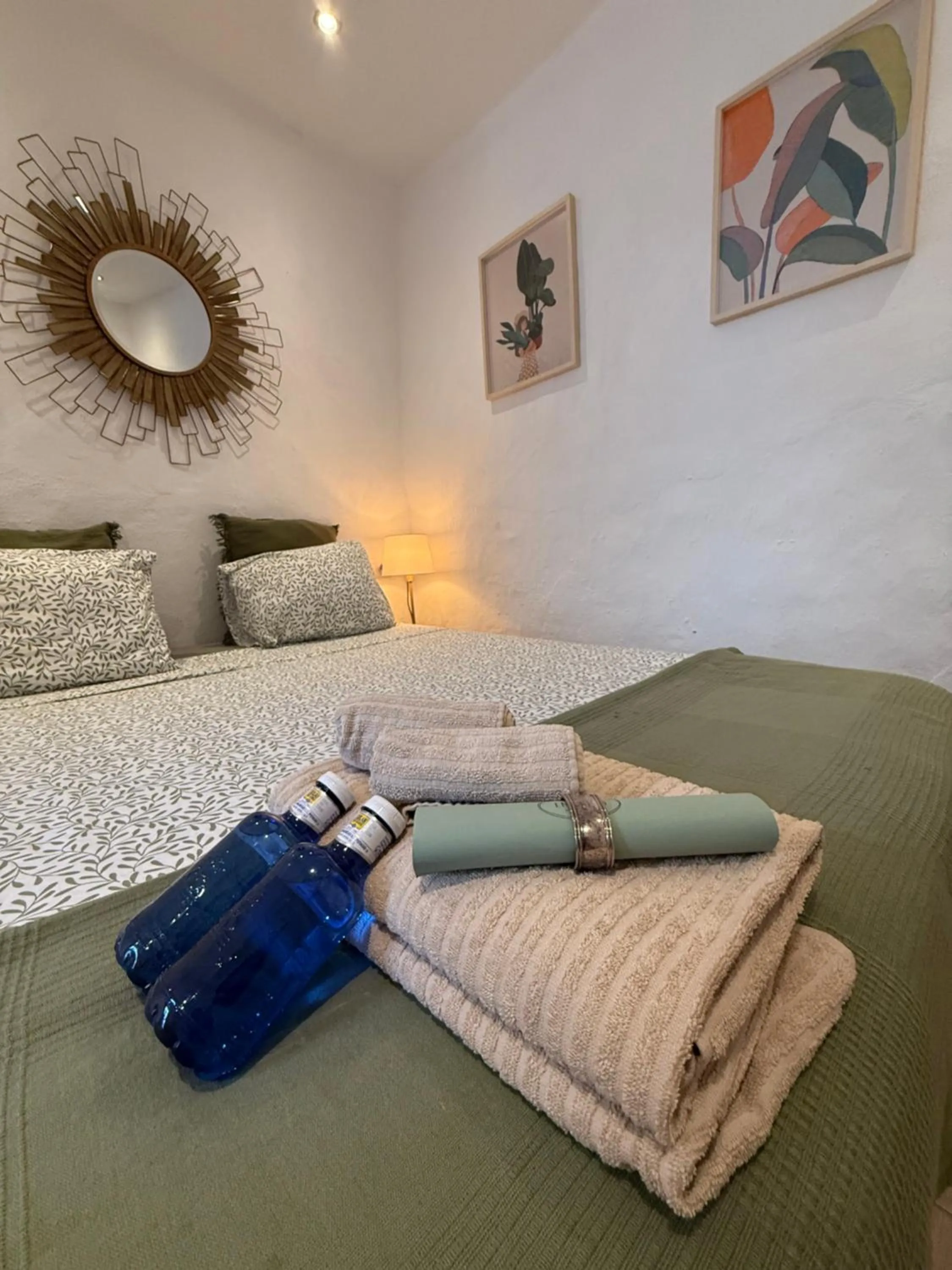 Bedroom, Bed in Encanto Guesthouse