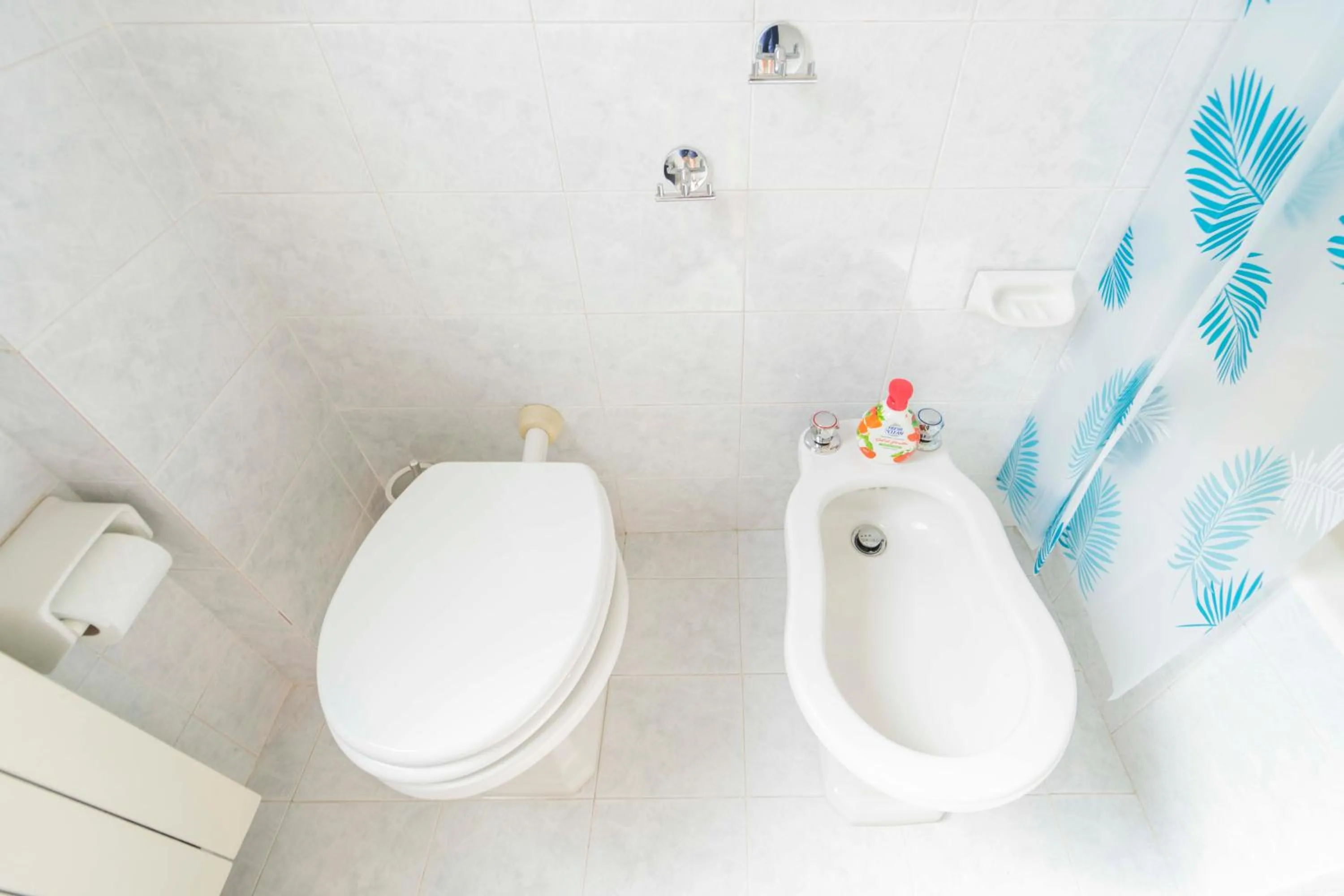 Bathroom in 193 - Casa Via della Chiusa - centralissimo e vicino alla baia del silenzio, spiaggia e mare 150m - Parcheggio GRATIS incluso e Aria condizionata