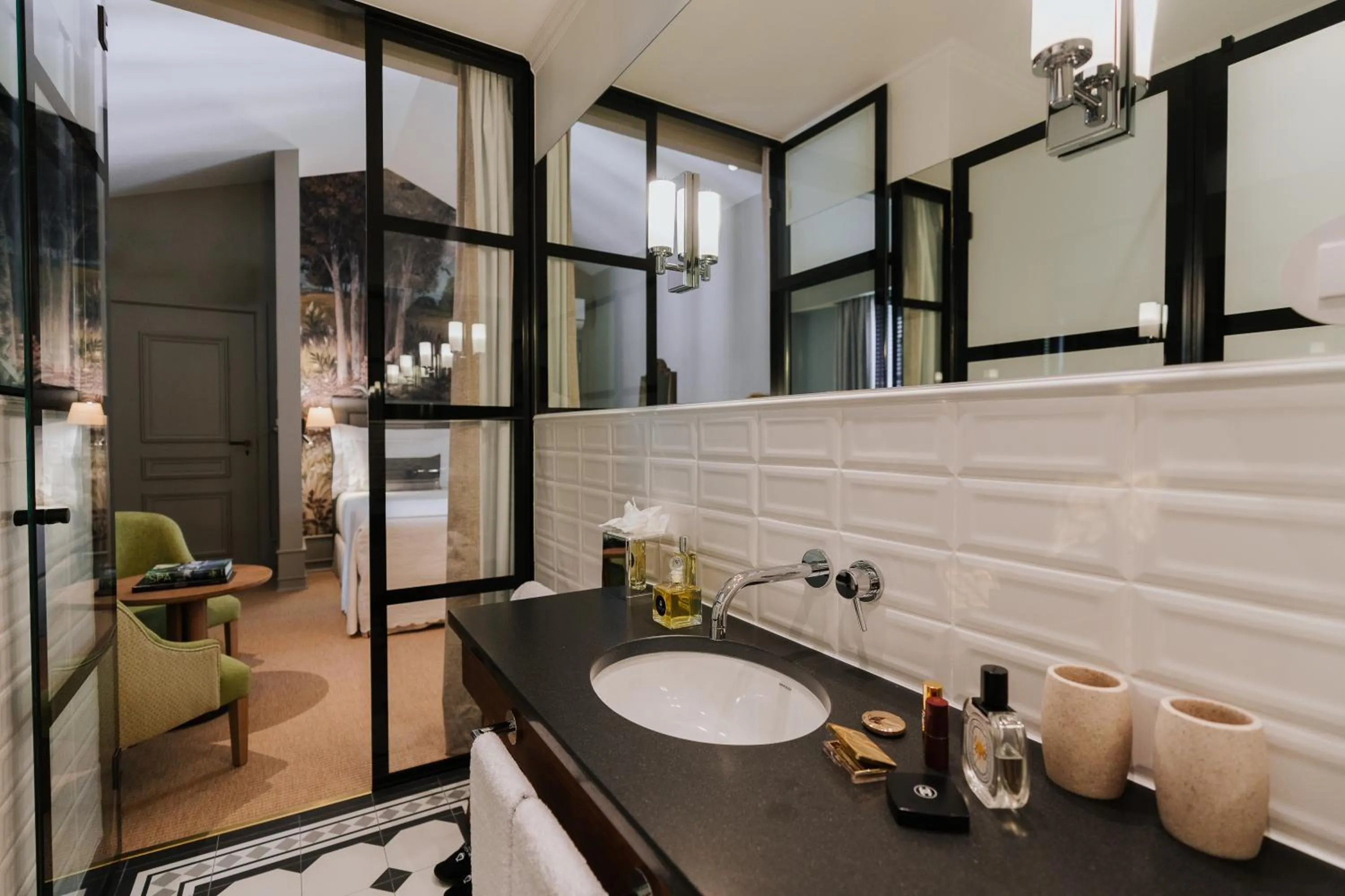 Bathroom in AlmaLusa Alfama